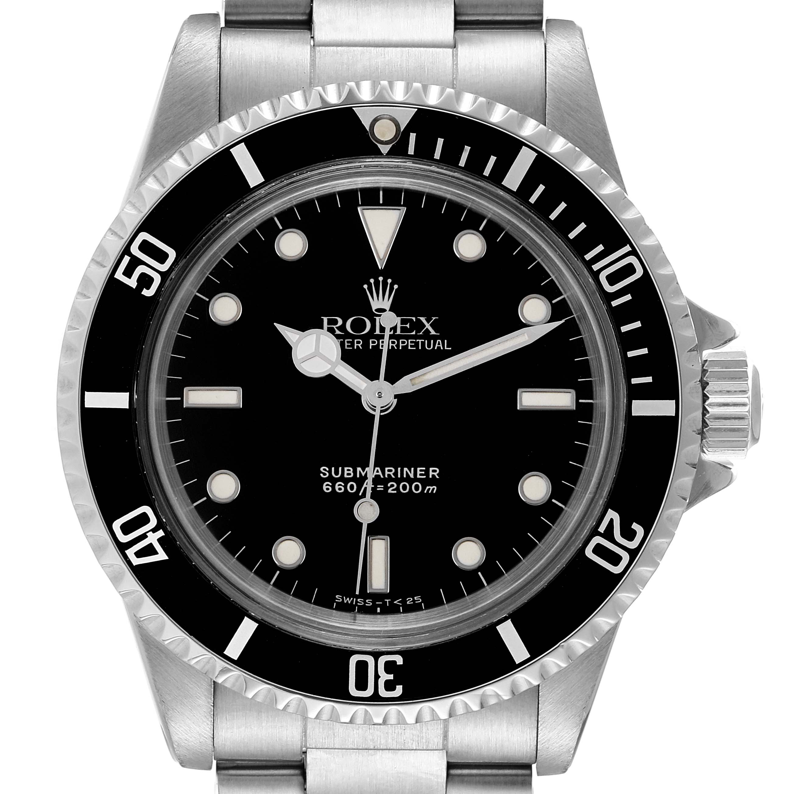 The image shows the full dial, bezel, and part of the bracelet of a Rolex Submariner 5513 Men's Stainless Steel Black Dial 5513 Men's Stainless Steel Black Dial watch from a front angle.