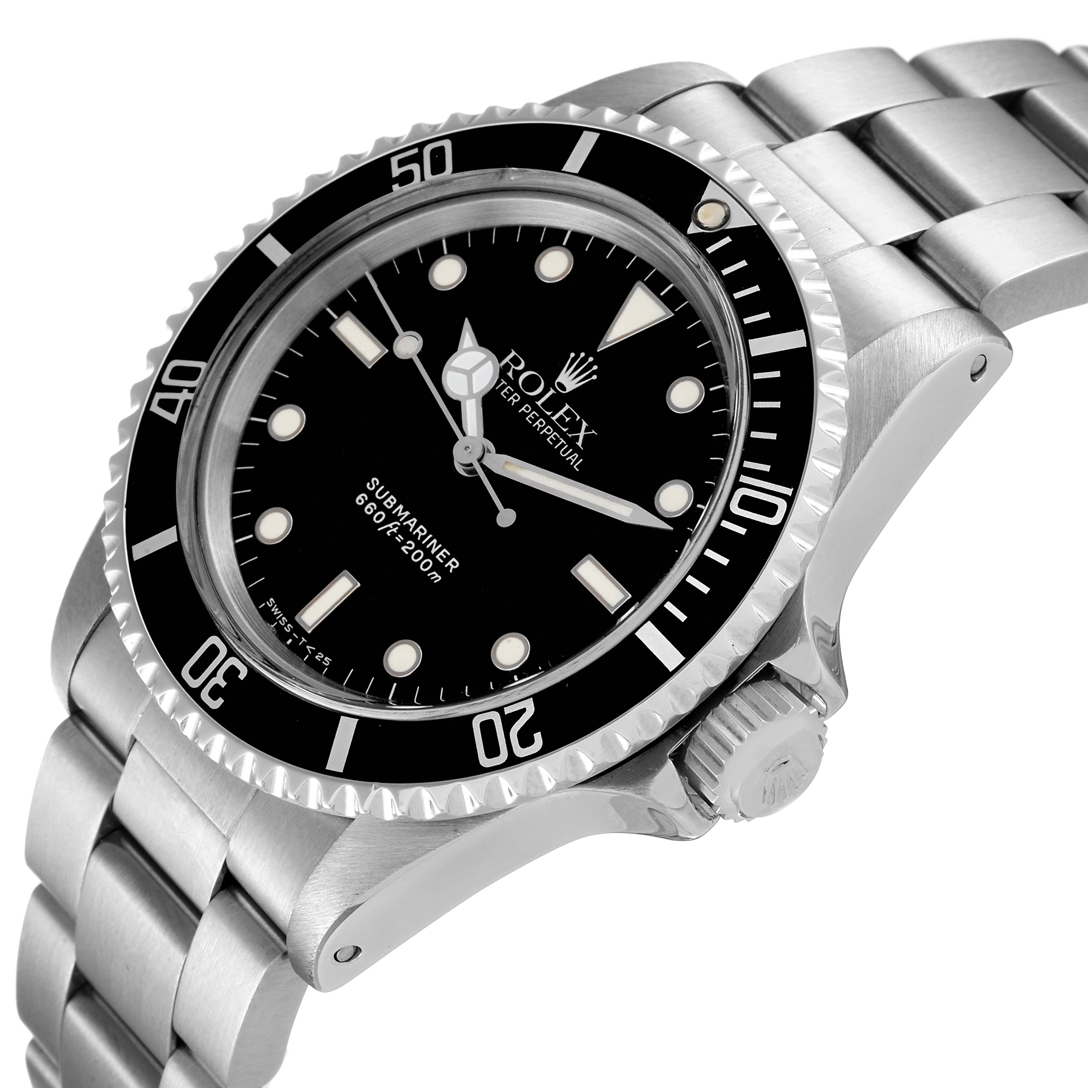 This is a Rolex Submariner 5513 Men's Stainless Steel Black Dial 5513 Men's Stainless Steel Black Dial watch, shown at an oblique angle displaying its face, bezel, crown, and metal bracelet.