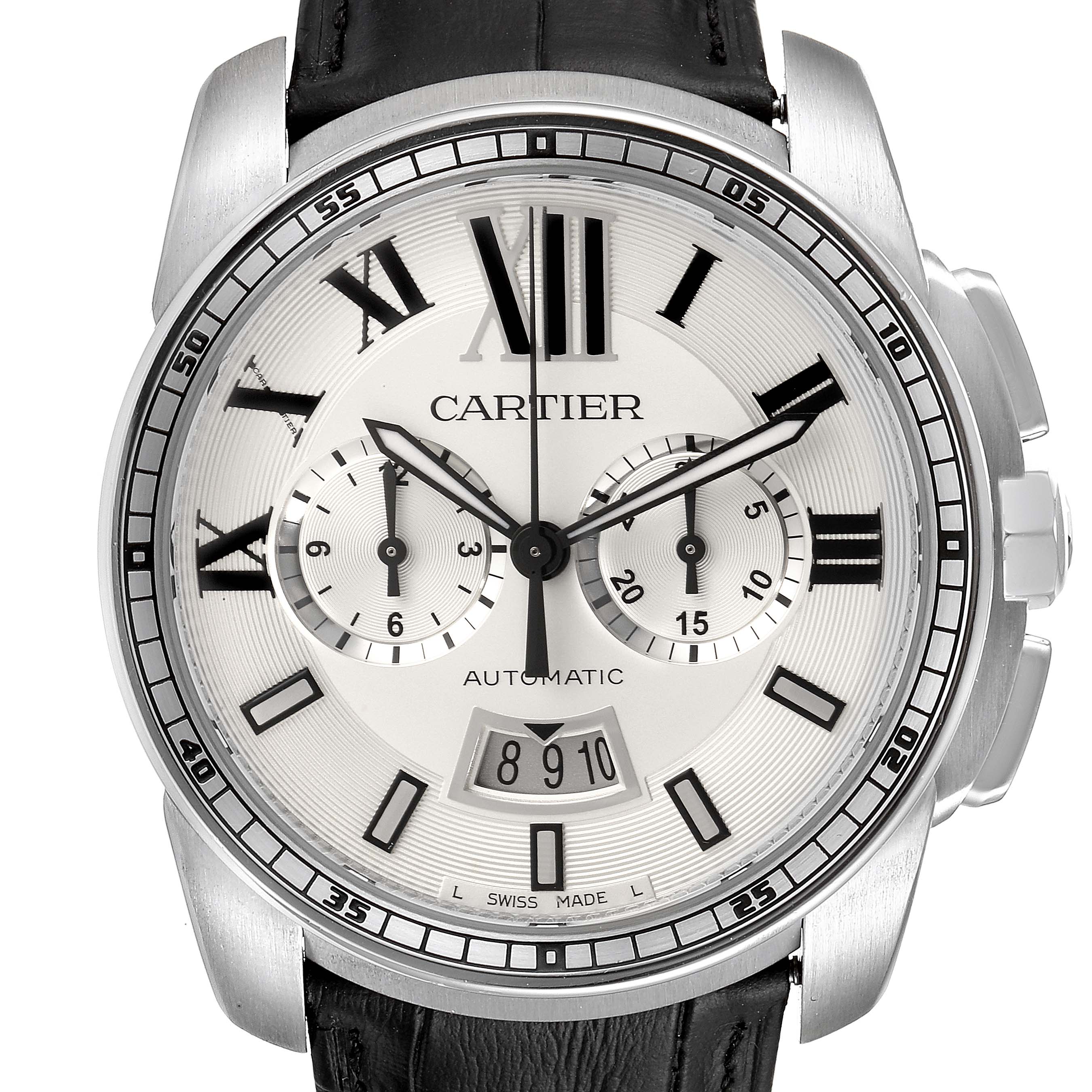 The image shows a front view of the Calibre de Cartier by Cartier, highlighting the dial, subdials, date window, and bezel.