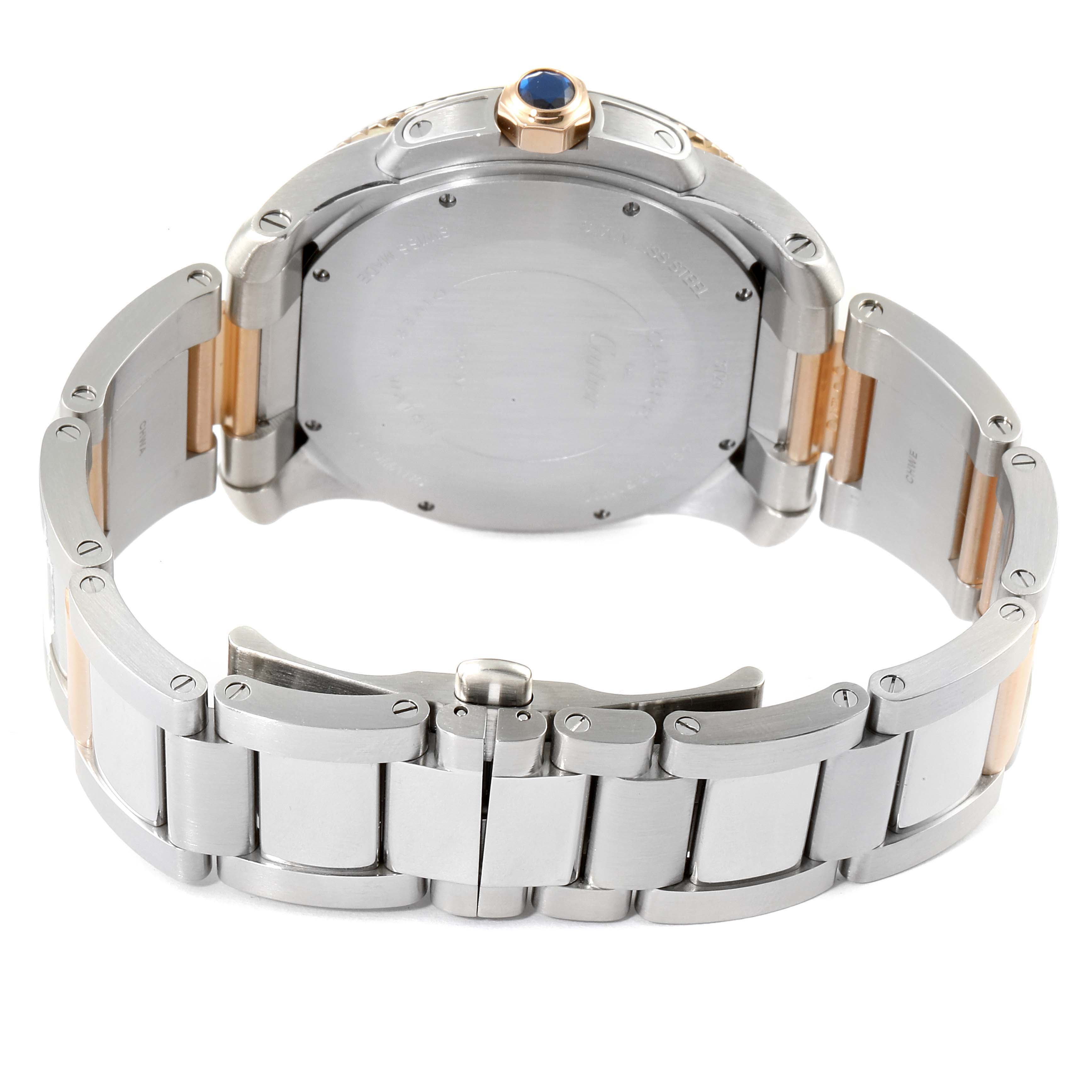 This image shows the back view of the Calibre de Cartier watch by Cartier, featuring its bracelet and clasp.