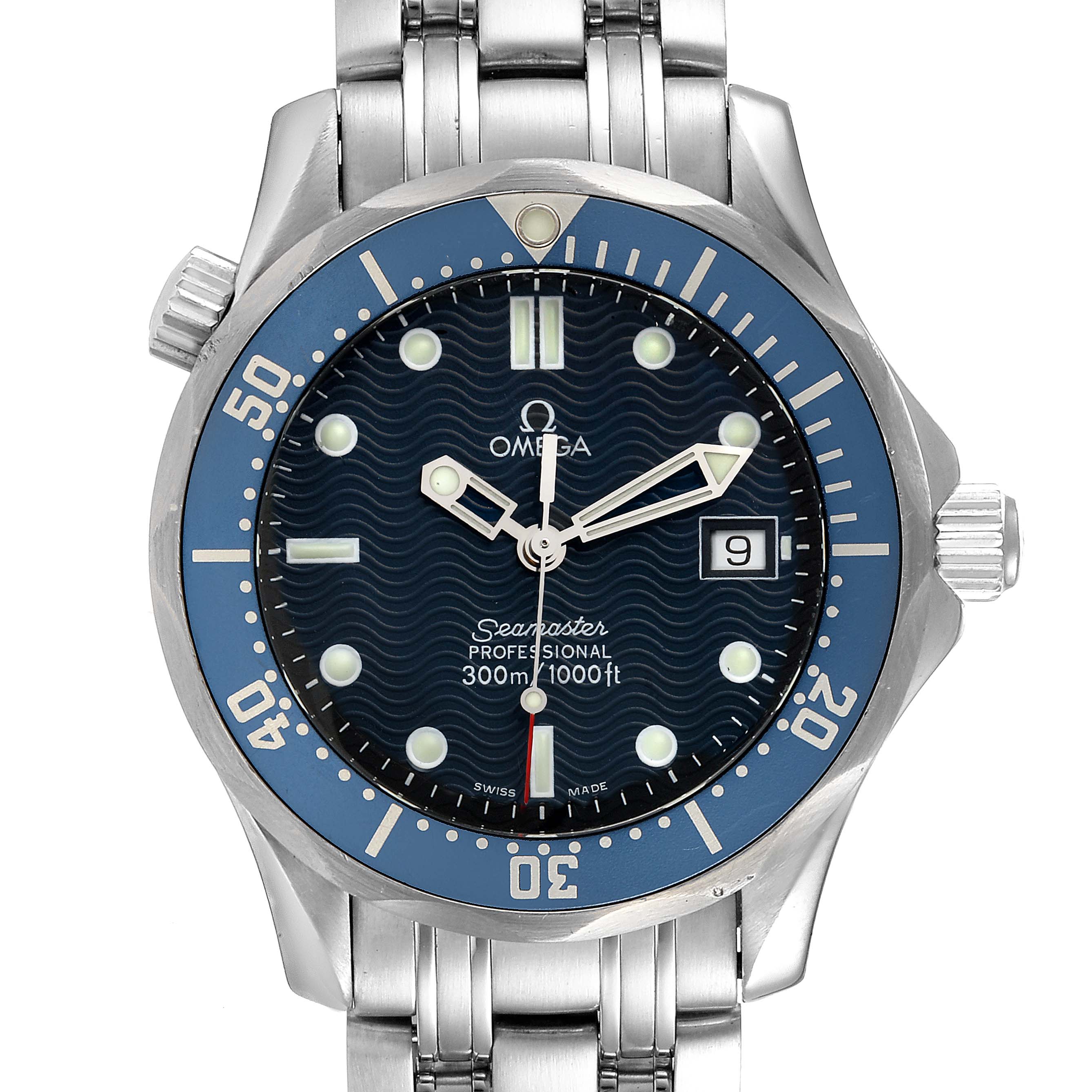 The image shows a front view of the Omega Seamaster 2561.80.00 Men's Stainless Steel Blue Dial 2561.80.00 Men's Stainless Steel Blue Dial watch, displaying its dial, bezel, hands, and bracelet.