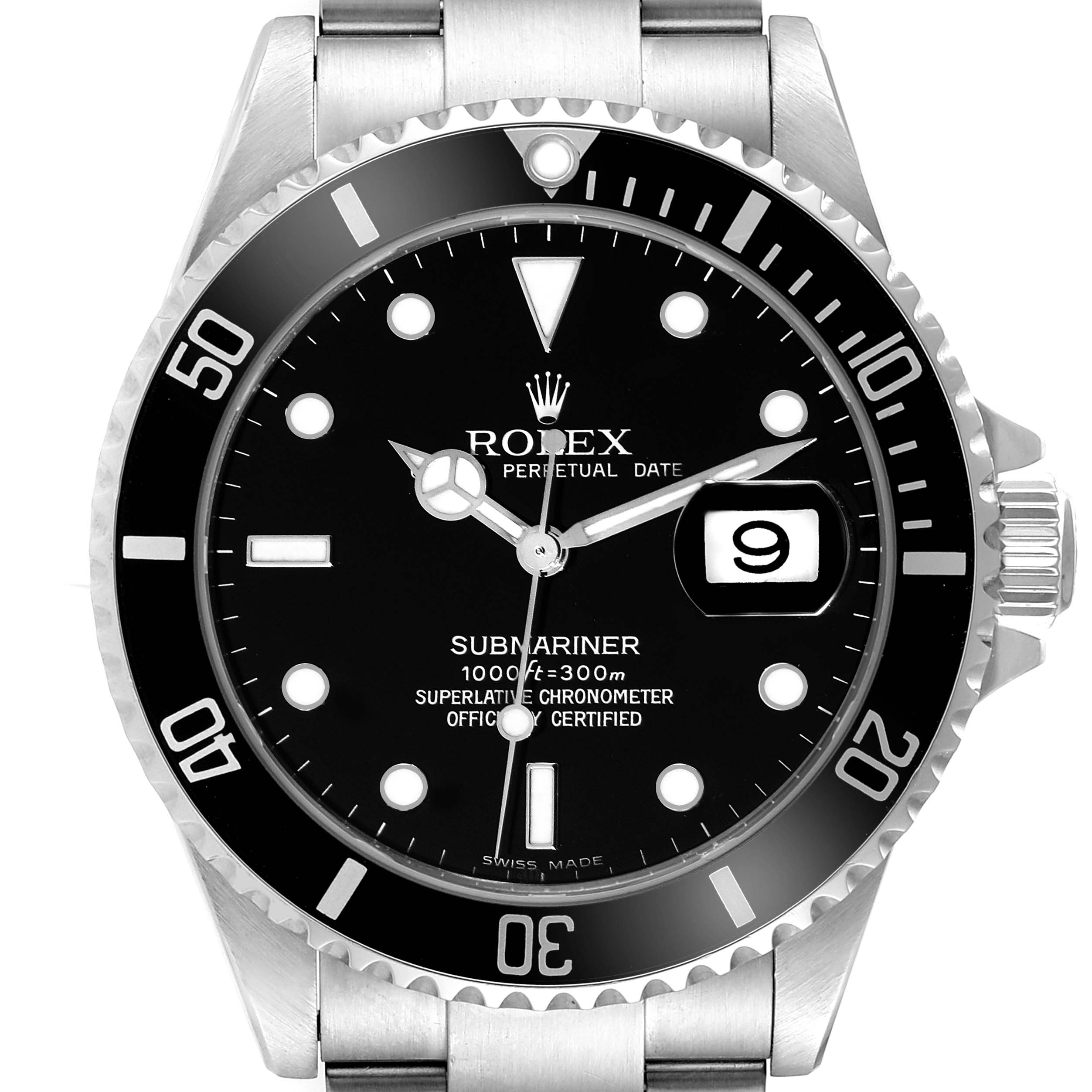 The image shows a front view of a Rolex Submariner 16610 Men
s Stainless Steel Black Dial 16610 Men
s Stainless Steel Black Dial watch, highlighting the dial, bezel, date window, and bracelet.