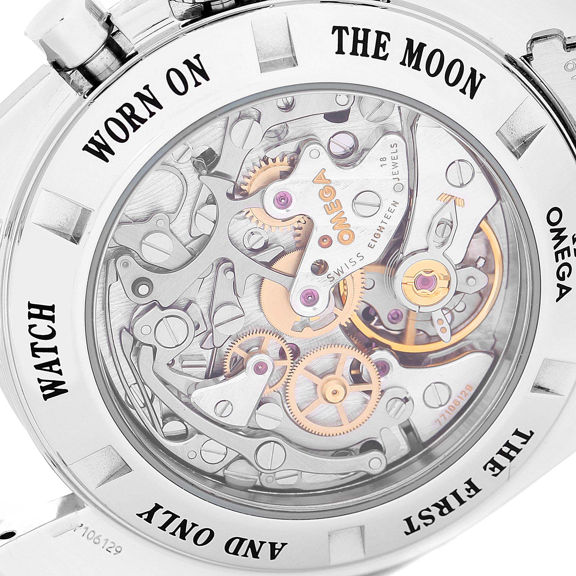 The image shows the case back of an Omega Speedmaster 3573.50.00 Men
s Stainless Steel Black Dial 3573.50.00 Men
s Stainless Steel Black Dial, revealing its intricate mechanical movement.