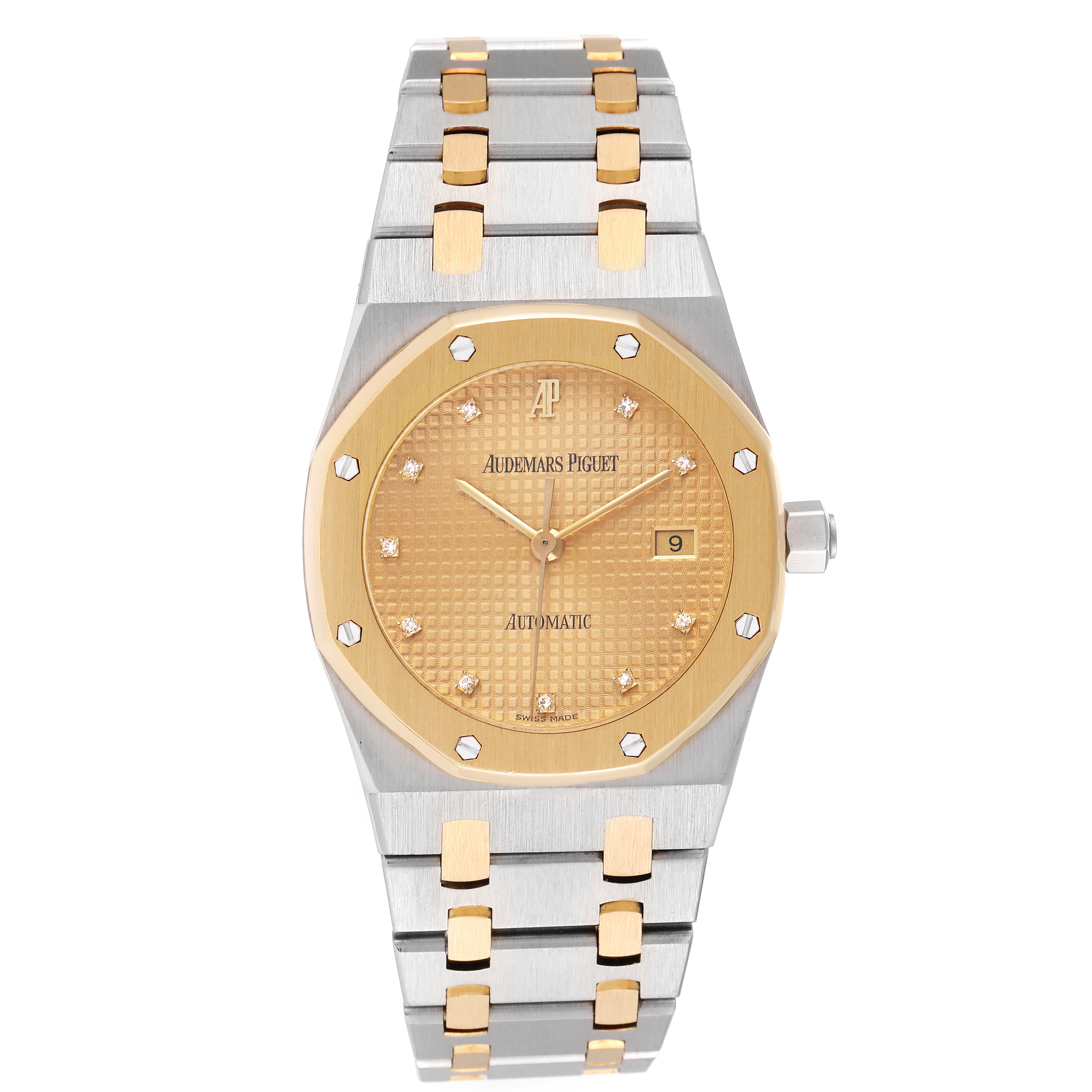 This image shows the front view of an Audemars Piguet Royal Oak 15000SA-O-0789SA Men's Steel and Gold (two tone) Champagne Dial 15000SA-O-0789SA Men's Steel and Gold (two tone) Champagne Dial watch, highlighting the dial, bracelet, and bezel.