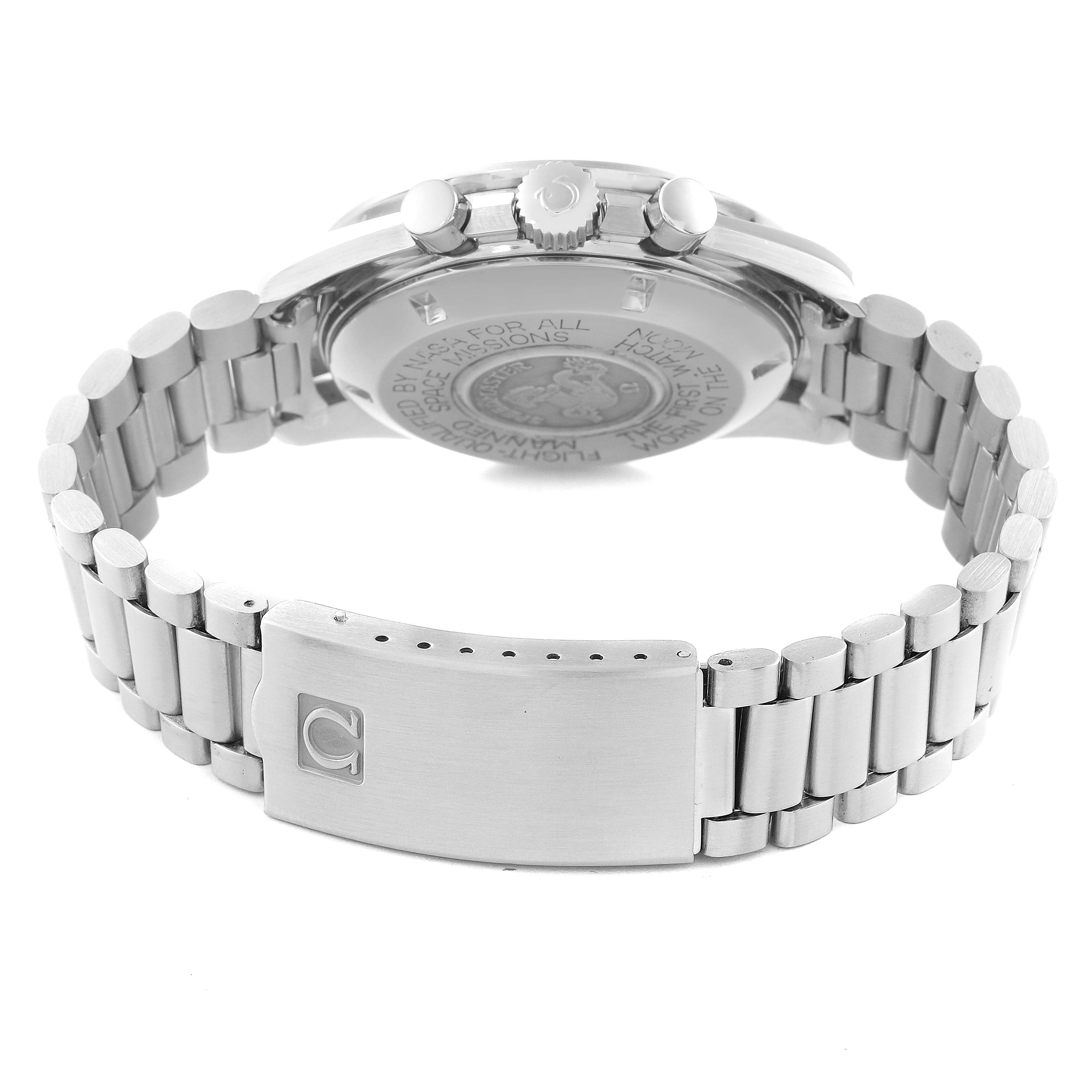 This image shows the back and clasp of the Omega Speedmaster 145.022 Men
s Stainless Steel Black Dial 145.022 Men
s Stainless Steel Black Dial watch, displaying its bracelet and case back.