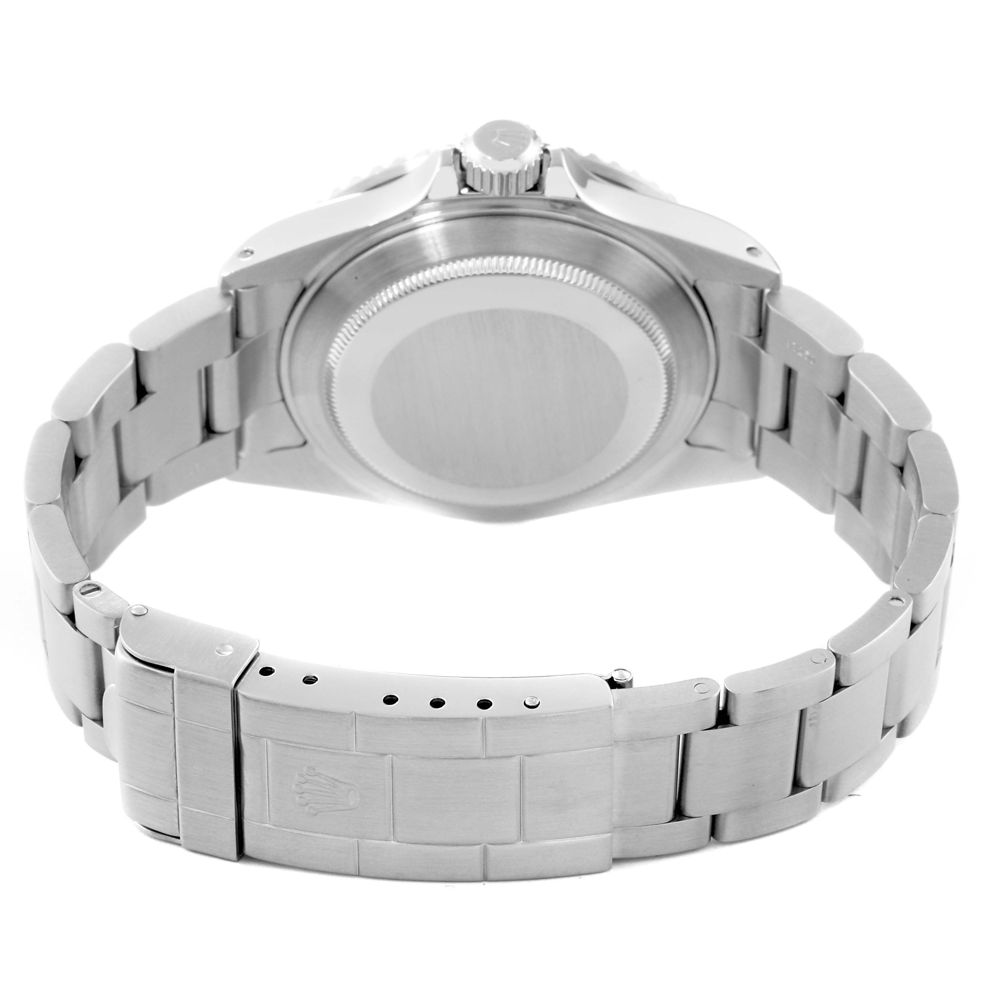 This image shows the back view of a Rolex Submariner 16610 Men
s Stainless Steel Black Dial 16610 Men
s Stainless Steel Black Dial watch, highlighting its case back and bracelet.