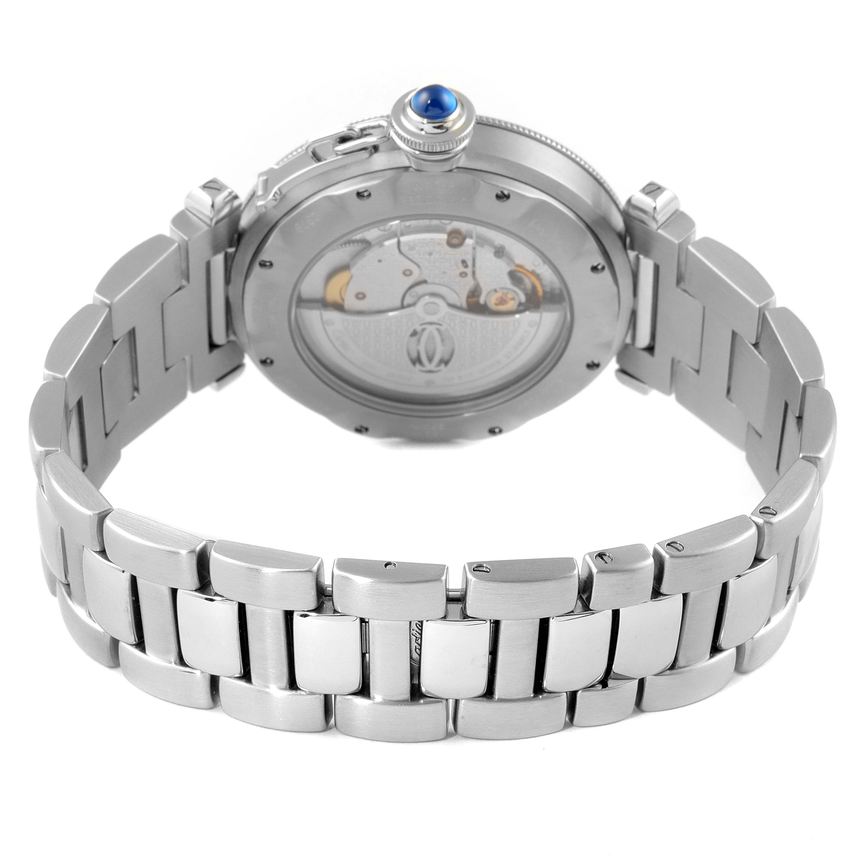 This image shows the back view of the Cartier Pasha W31059H3 Men
s Stainless Steel Silver Dial W31059H3 Men
s Stainless Steel Silver Dial watch, focusing on its stainless steel bracelet and transparent case back.