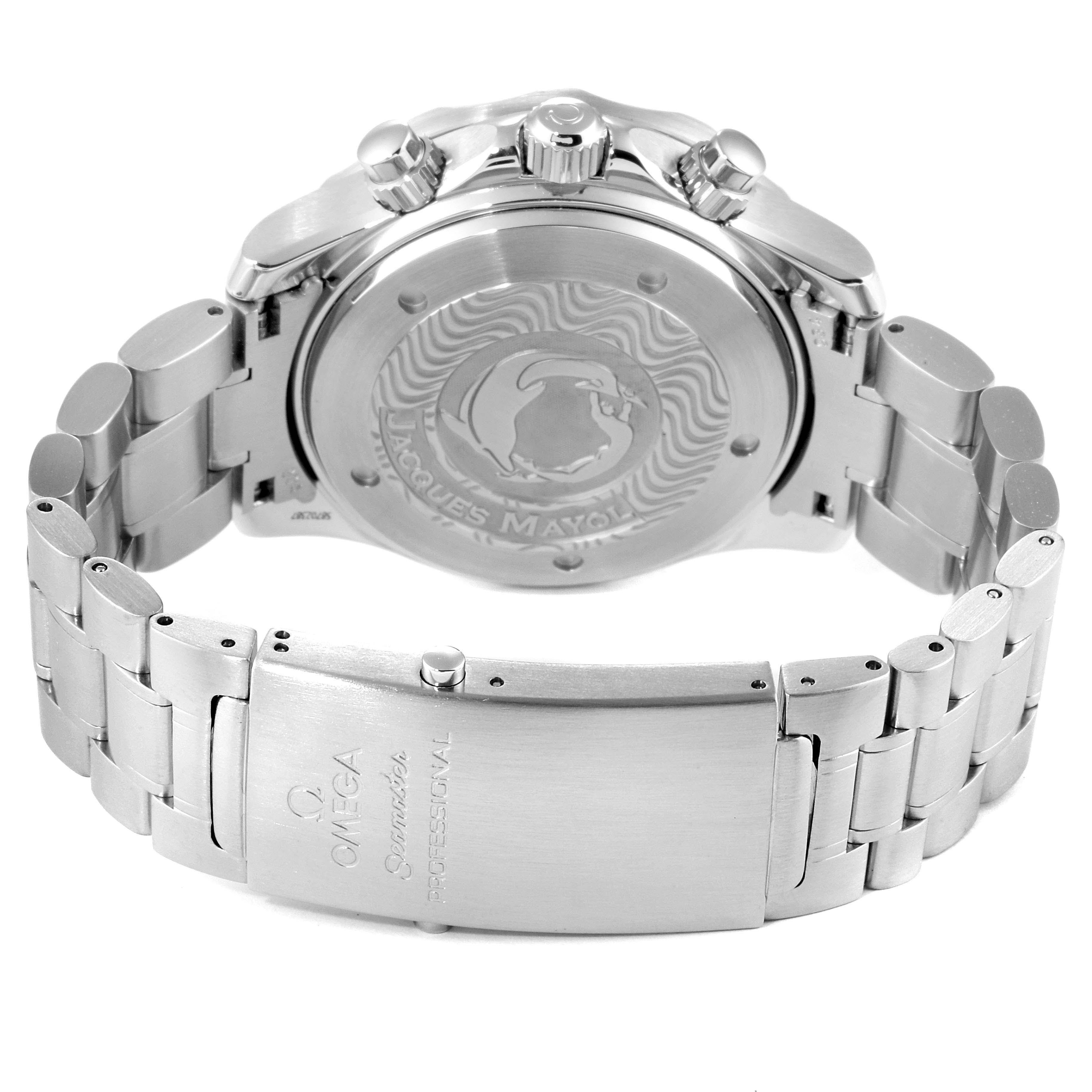 The image shows the back and bracelet of an Omega Seamaster 2595.50.00 Men's Stainless Steel Black Dial 2595.50.00 Men's Stainless Steel Black Dial watch, featuring the case back, clasp, and bracelet links.