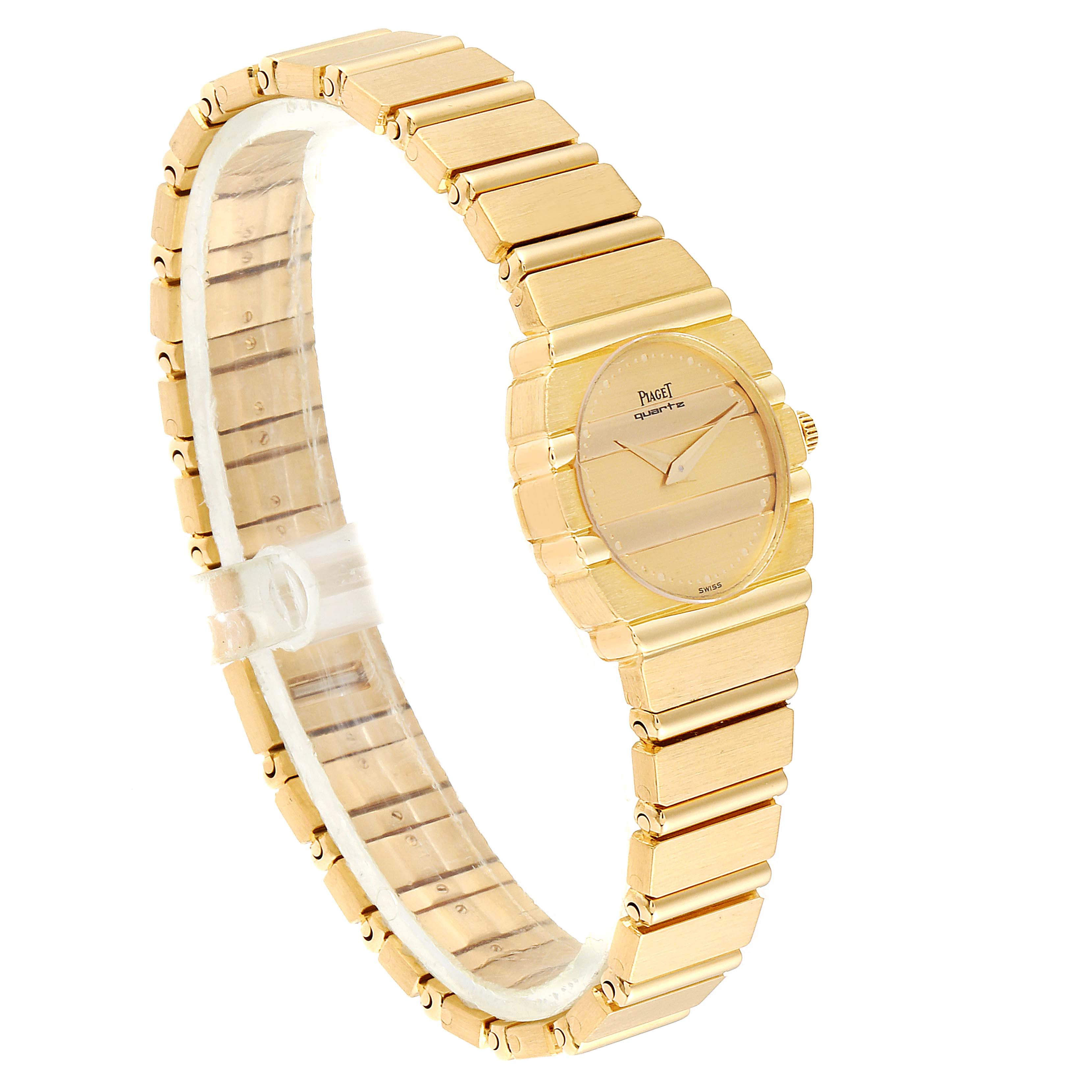 The image shows the Piaget 861 C701 Women's Yellow Gold Champagne Dial 861 C701 Women's Yellow Gold Champagne Dial Polo 18K Yellow Gold Champagne Dial Quartz Ladies Watch C701 from a side angle, highlighting the bracelet and dial.