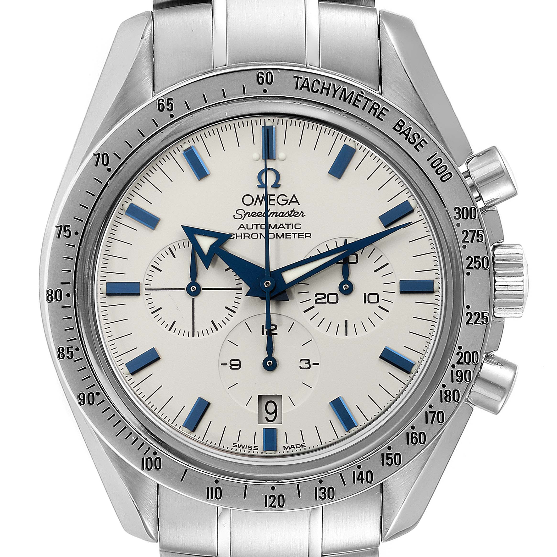 This image shows the Omega Speedmaster 3551.20.00 Men's Stainless Steel White Dial 3551.20.00 Men's Stainless Steel White Dial watch from a front angle, highlighting the dial, chronograph subdials, and tachymeter bezel.