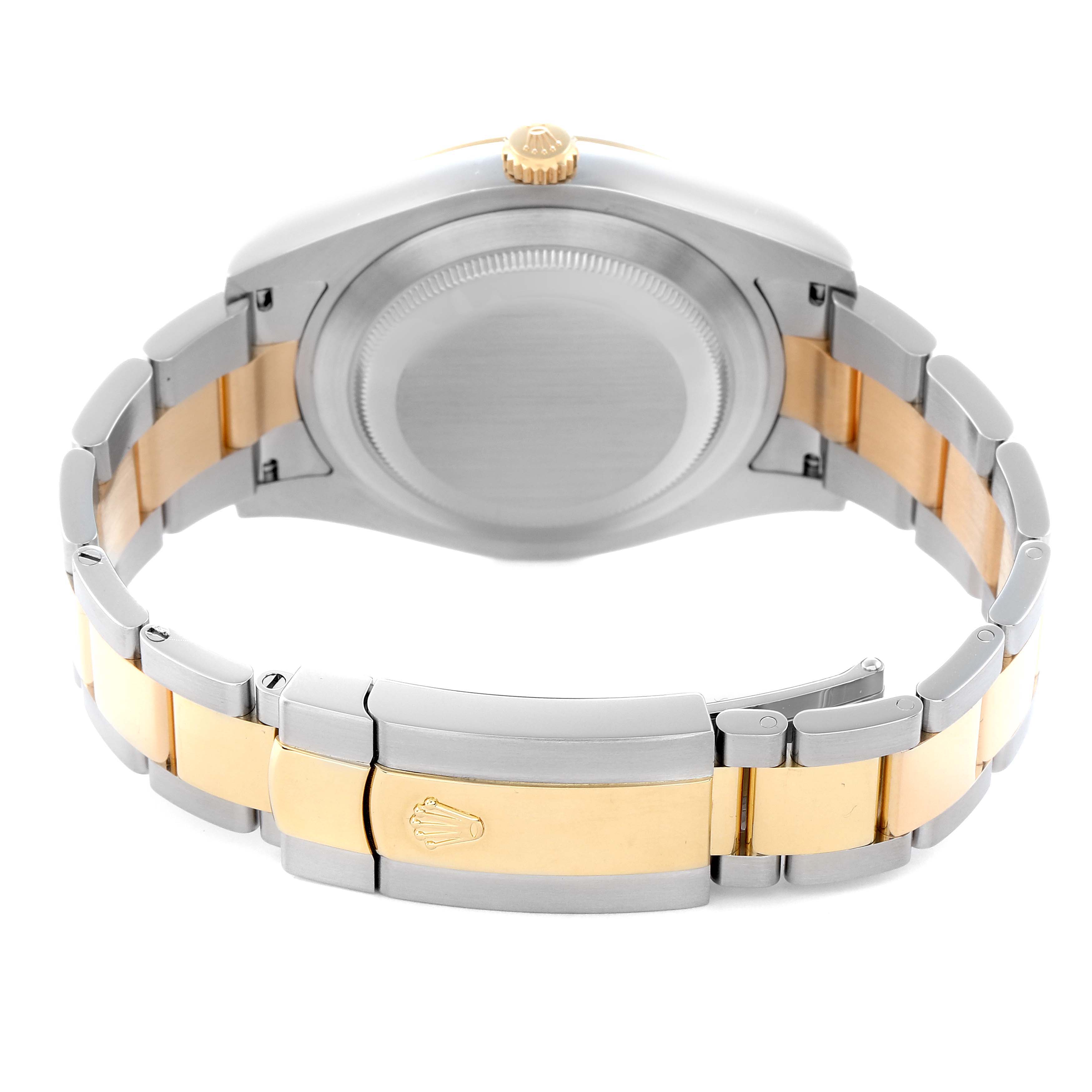 The image shows the back case and bracelet clasp of a Rolex Datejust 116333 Men
s Steel and Gold (two tone) Champagne Dial 116333 Men
s Steel and Gold (two tone) Champagne Dial, highlighting the two-tone metal and Rolex logo on the clasp.
