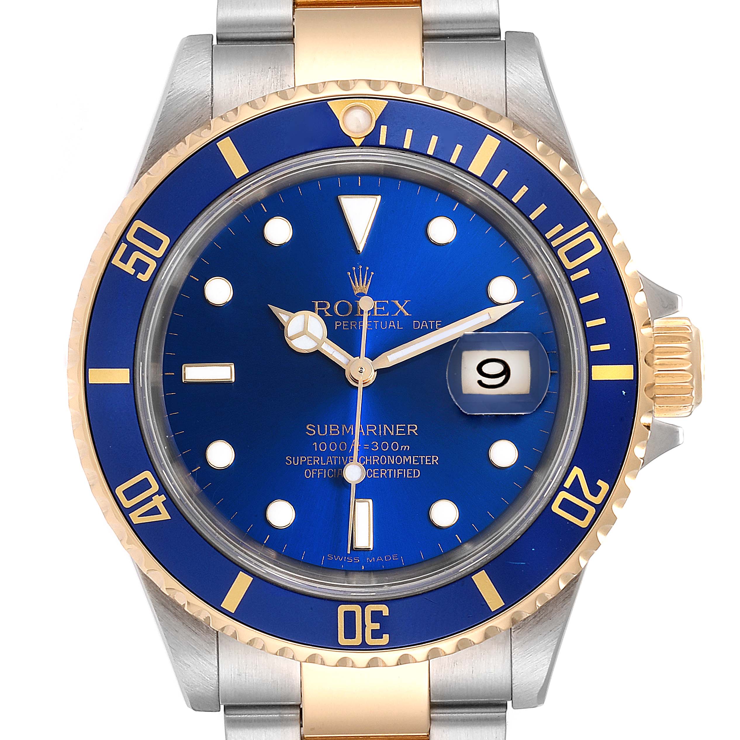 The image shows a frontal view of a Rolex Submariner 16613 Men
s Steel and Gold (two tone) Blue Dial 16613 Men
s Steel and Gold (two tone) Blue Dial watch with a blue dial, gold accents, and the date displayed at the 3 o
clock position.