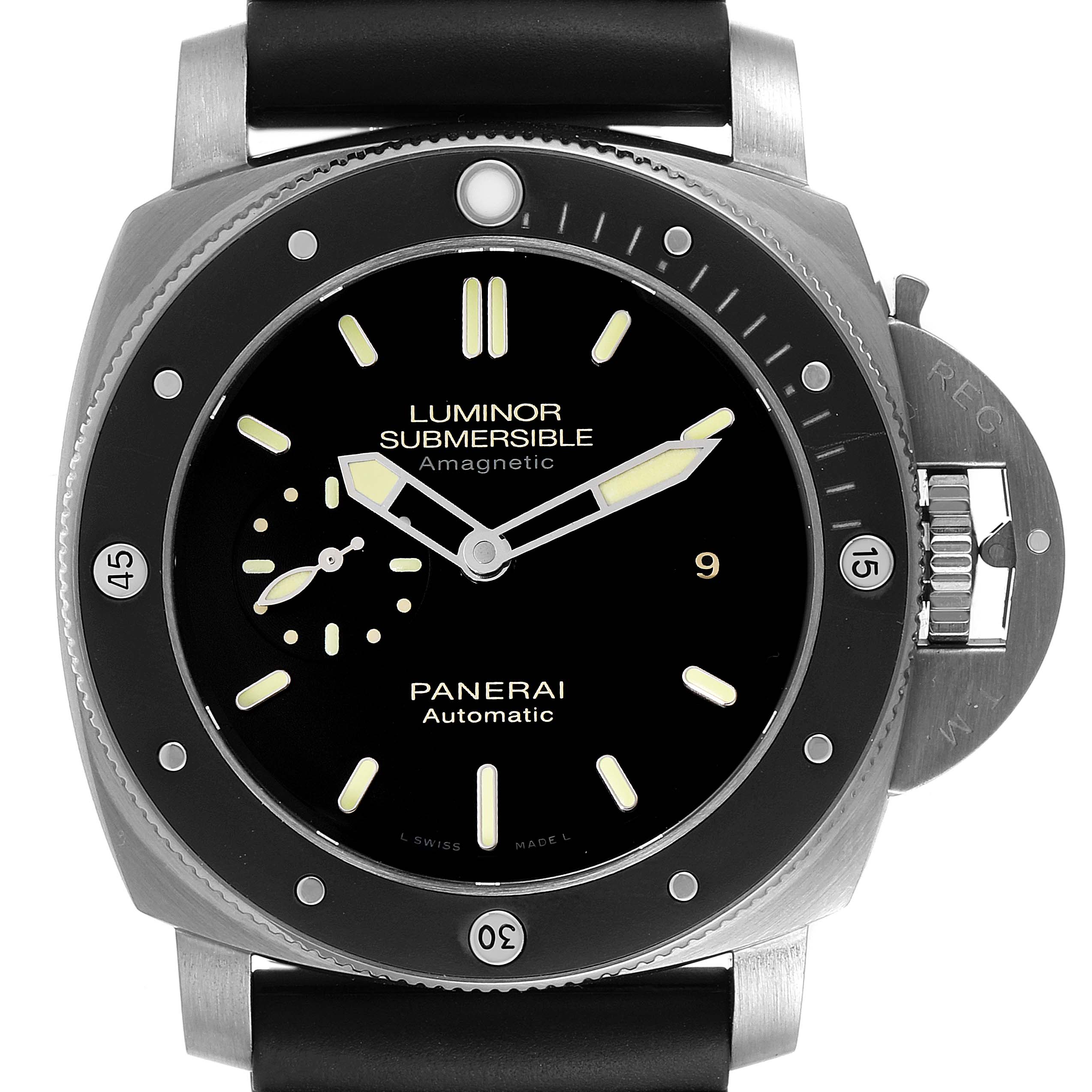The image shows a frontal view of the Panerai Luminor Submersible watch, highlighting the dial, bezel, and crown guard.