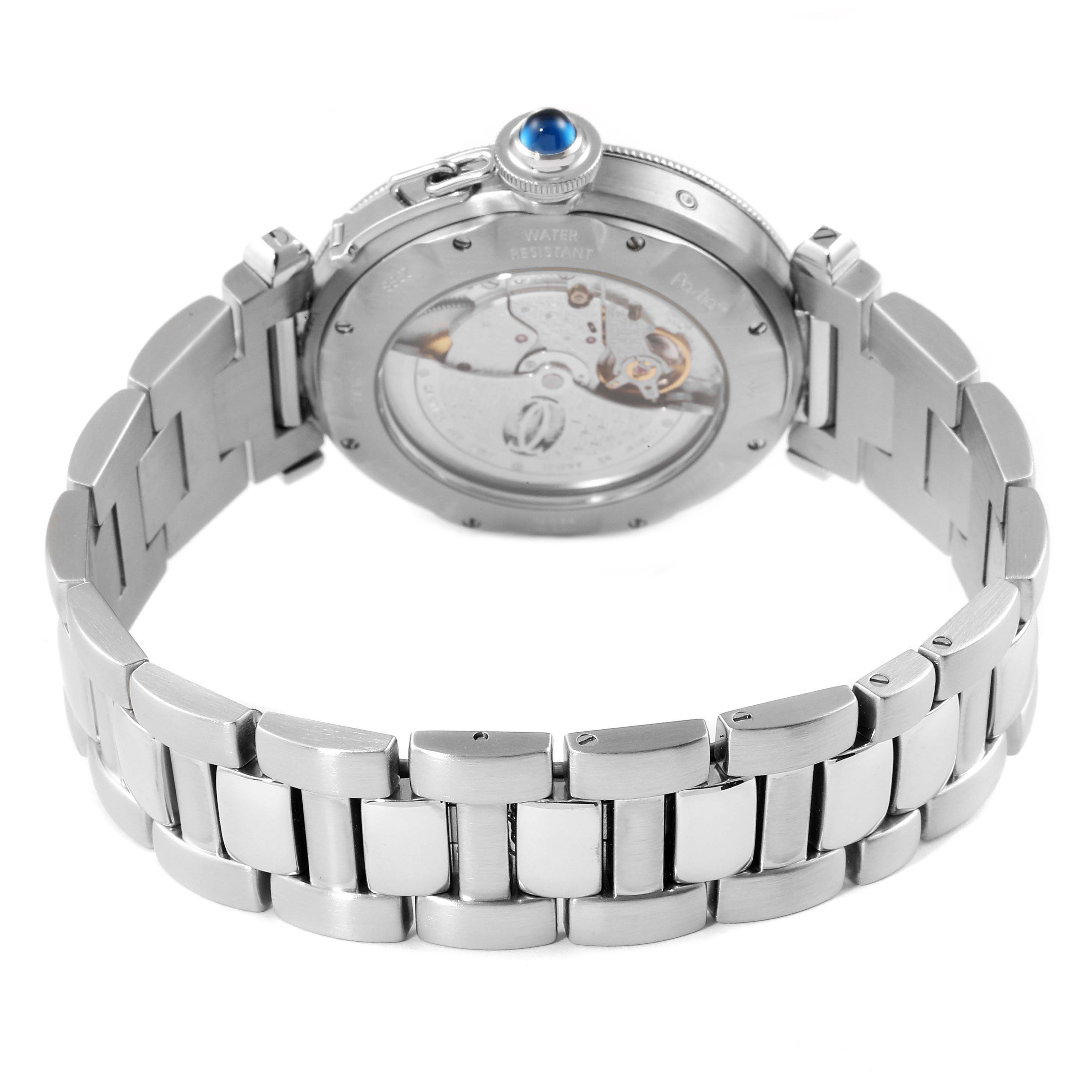 This image shows the back and bracelet of the Cartier Pasha W31037H3 Men
s Stainless Steel Silver Dial W31037H3 Men
s Stainless Steel Silver Dial watch with its transparent casing and visible movement.