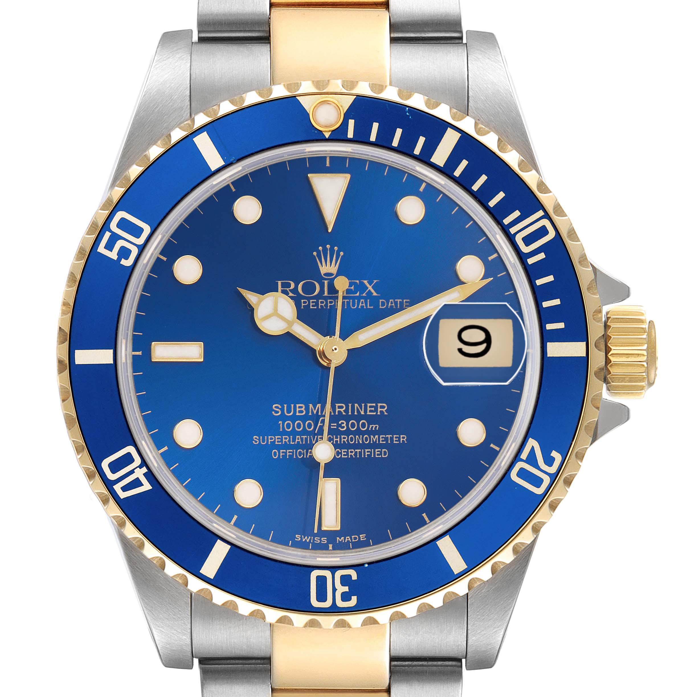 The image shows a front view of the Rolex Submariner 16613 Men
s Steel and Gold (two tone) Blue Dial 16613 Men
s Steel and Gold (two tone) Blue Dial watch, featuring a blue dial, gold and silver bracelet, and a date window.