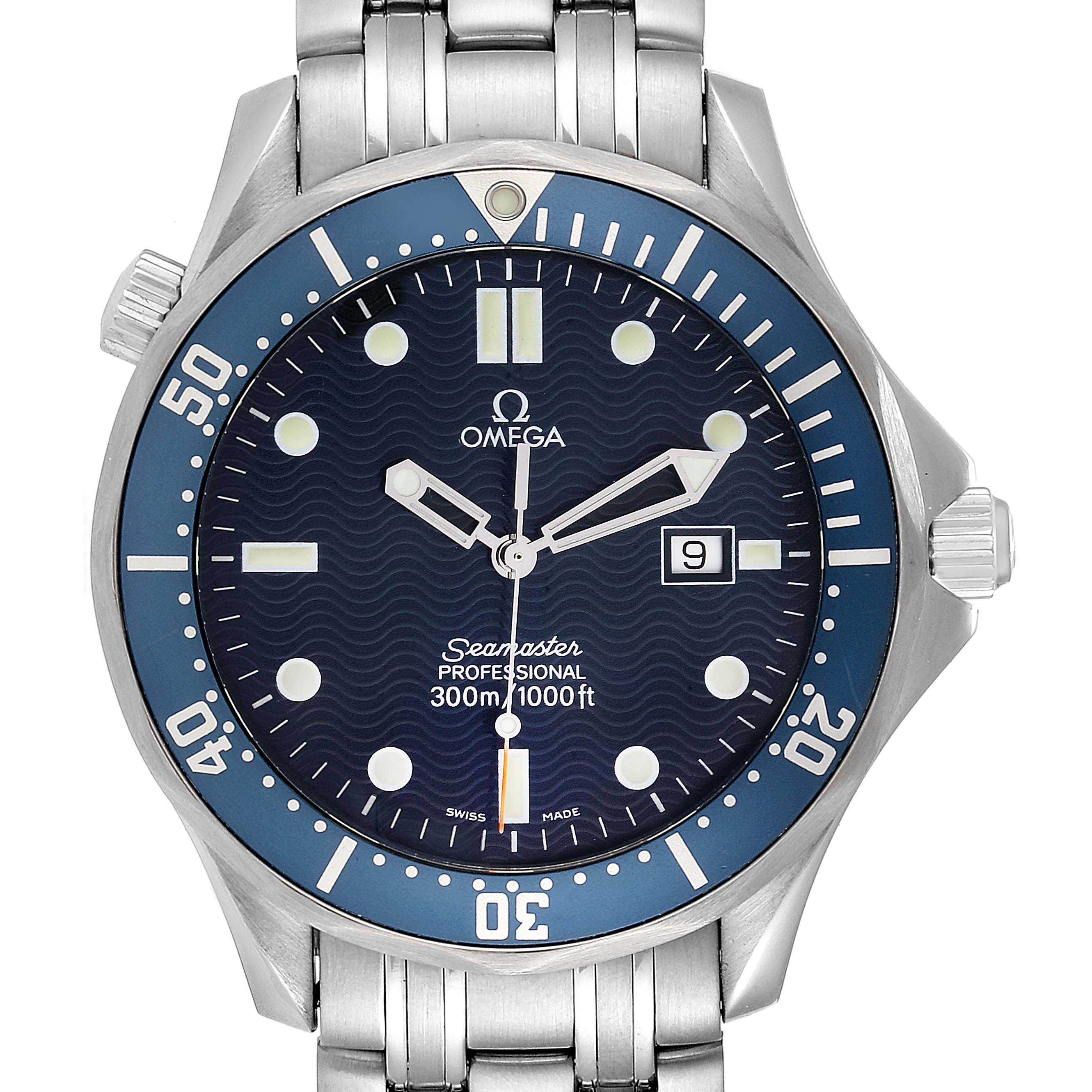 This image shows a front view of an Omega Seamaster 2541.80.00 Men
s Stainless Steel Blue Dial 2541.80.00 Men
s Stainless Steel Blue Dial watch, highlighting the dial, bezel, and bracelet.
