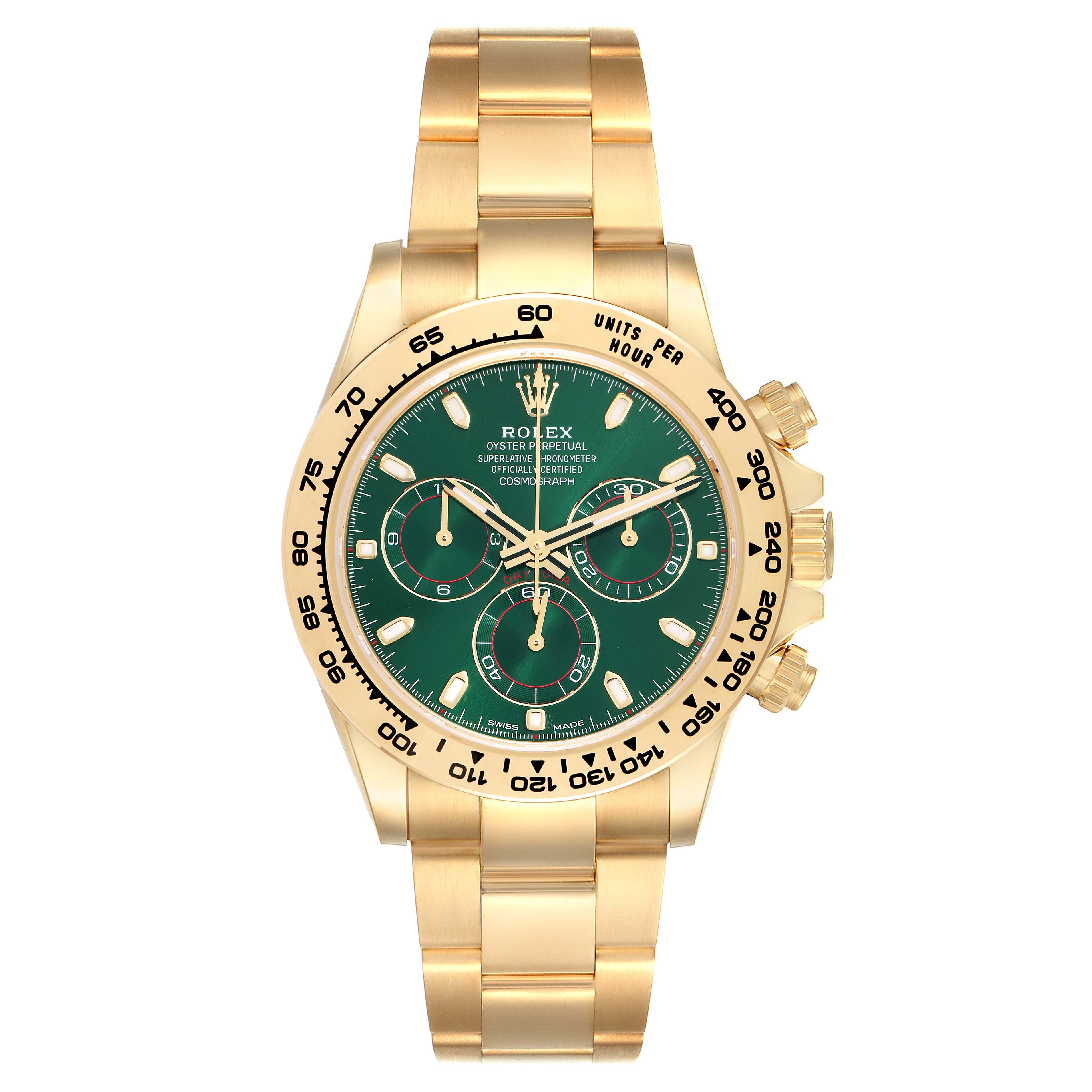 The image shows a front view of the Rolex Daytona model 116508, displaying its green dial, golden bezel, and bracelet.