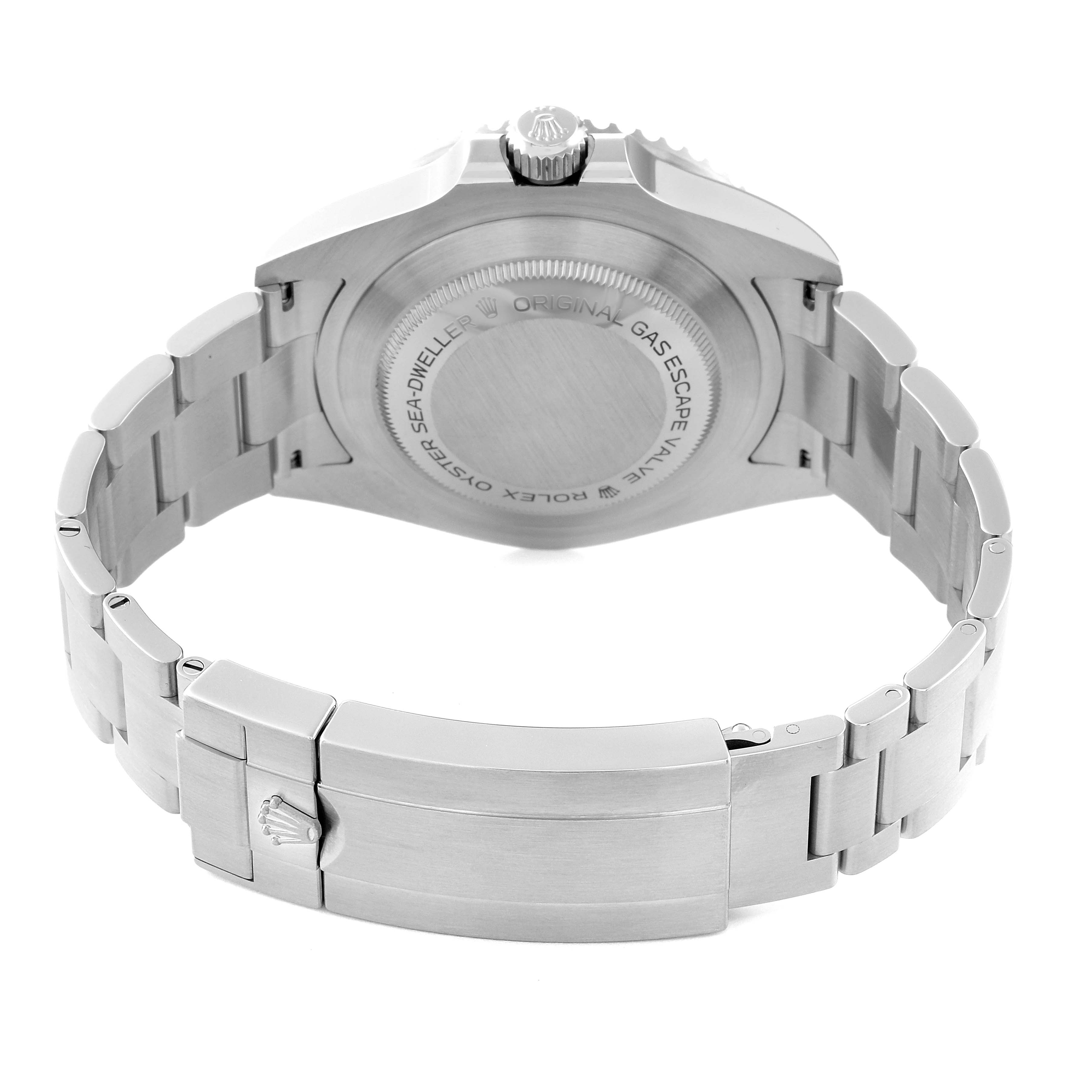 The image shows the back case and bracelet of the Rolex Sea-Dweller 126600 Men
s Stainless Steel Black Dial 126600 Men
s Stainless Steel Black Dial watch.