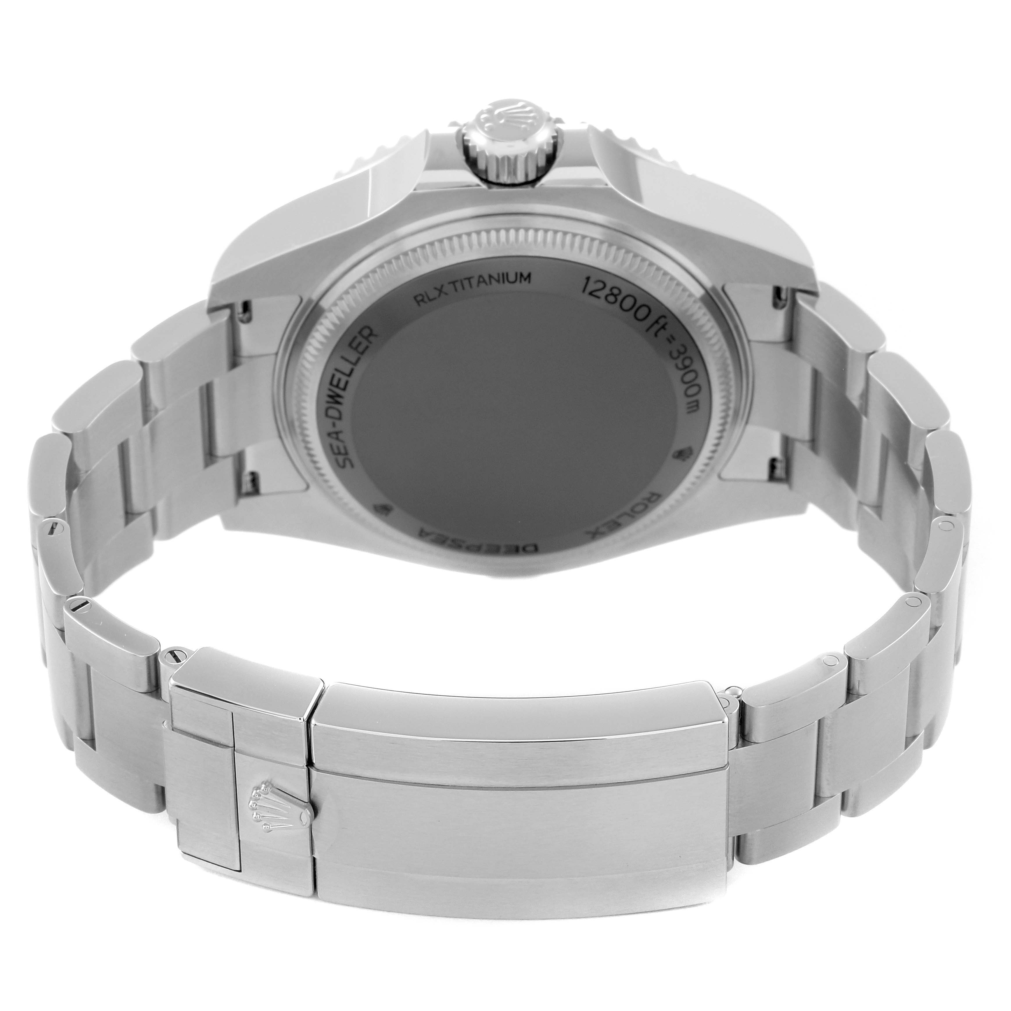 This image shows the backside and bracelet of the Rolex Sea-Dweller 136660 Men
s Stainless Steel Black Dial 136660 Men
s Stainless Steel Black Dial watch, including the clasp and case back.