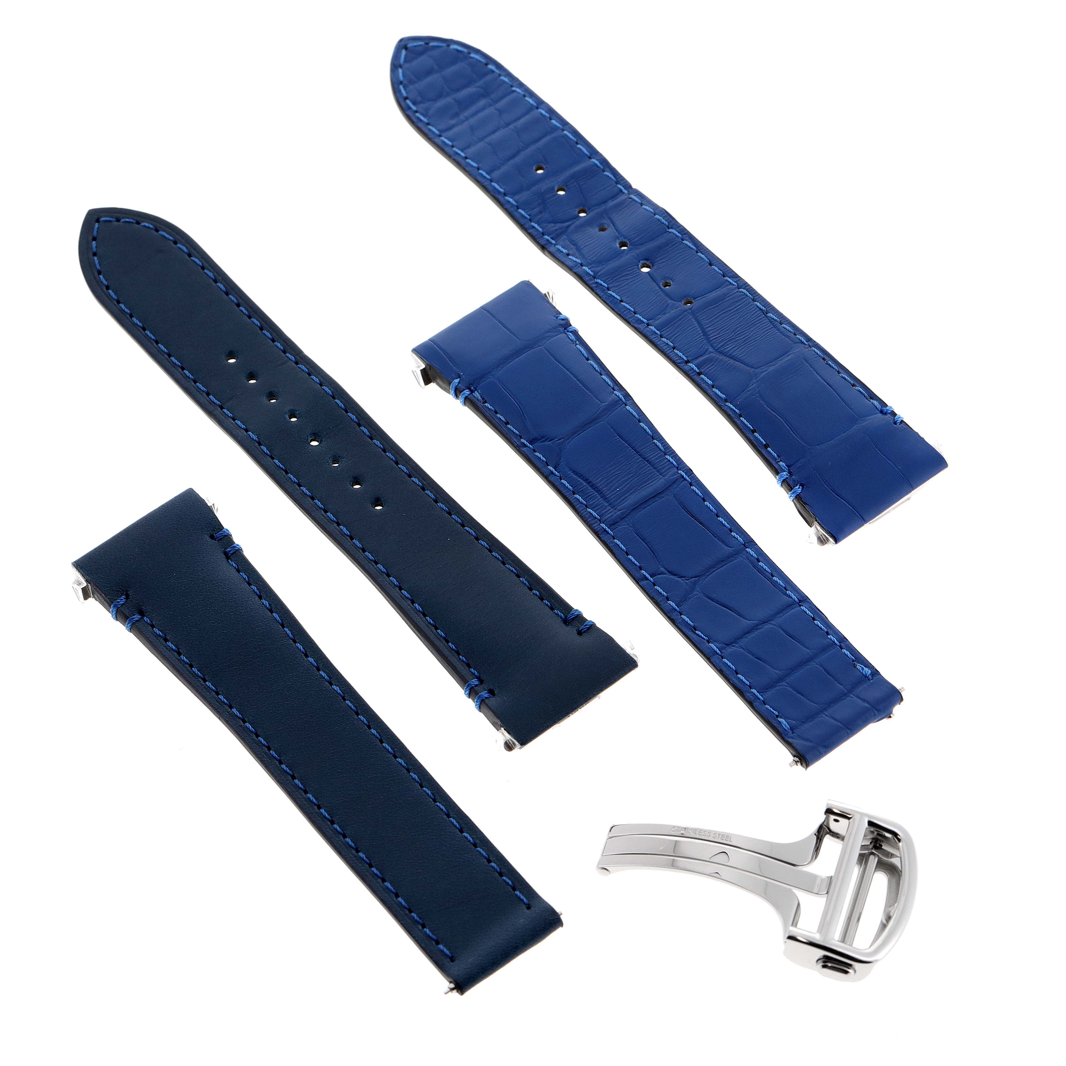 This image shows blue leather watch straps and a silver clasp for the Cartier Santos WSSA0030 Men
s Stainless Steel Blue Dial WSSA0030 Men
s Stainless Steel Blue Dial model laid out flat.