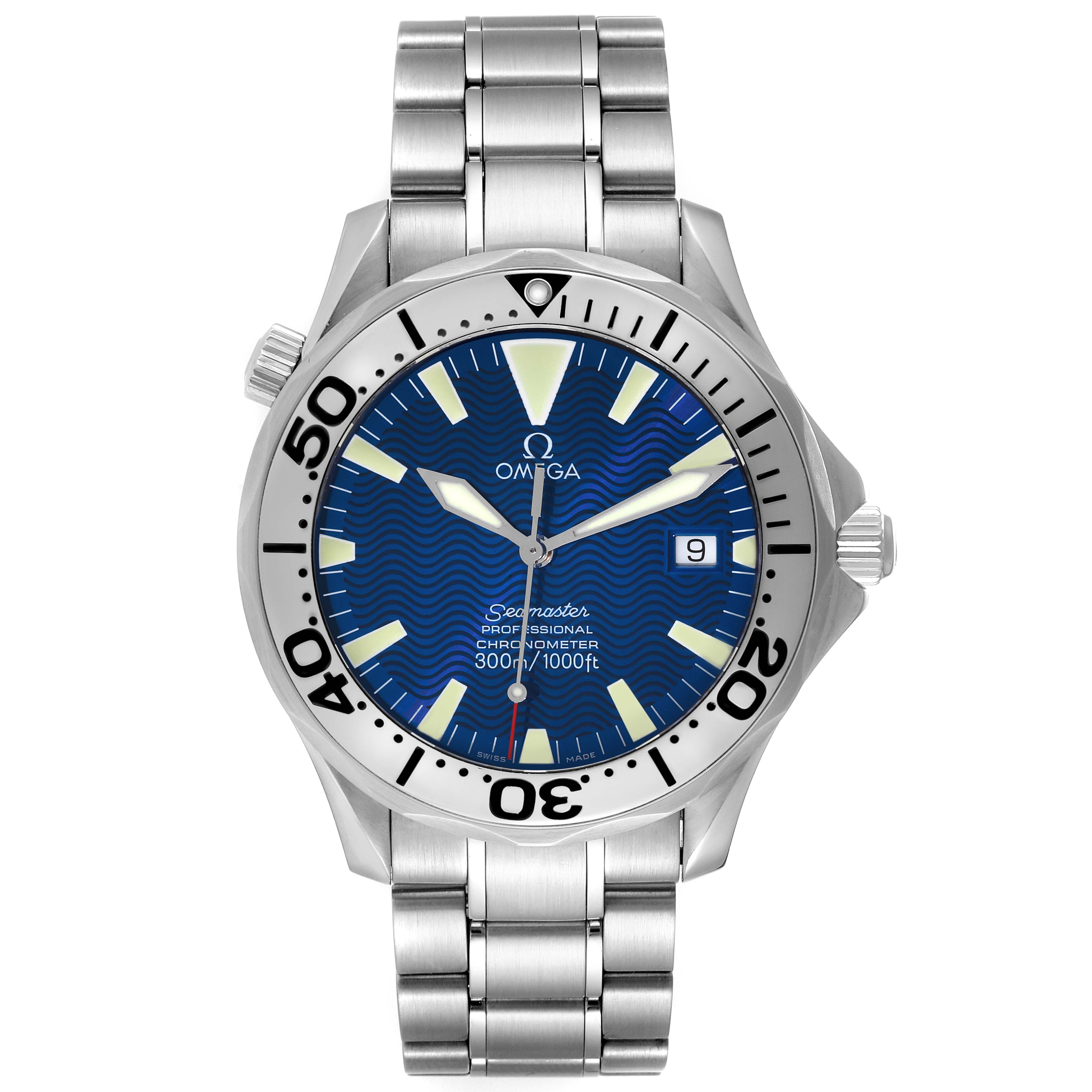 This is an Omega Seamaster 2255.80.00 Men's Stainless Steel Blue Dial 2255.80.00 Men's Stainless Steel Blue Dial watch shown from the front, displaying its face, bezel, and stainless steel bracelet.