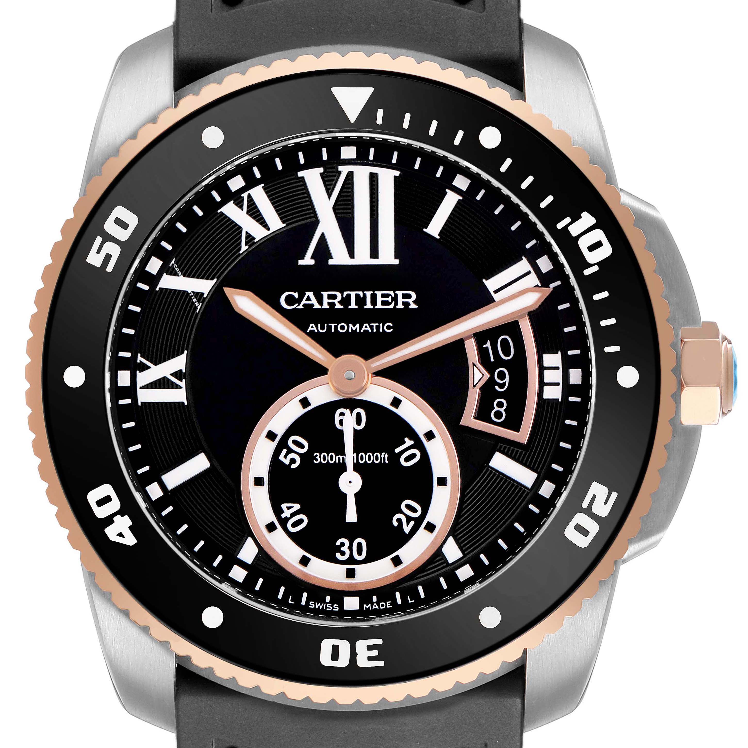 The image shows a front view of the Calibre de Cartier watch, highlighting the dial, bezel, and crown.