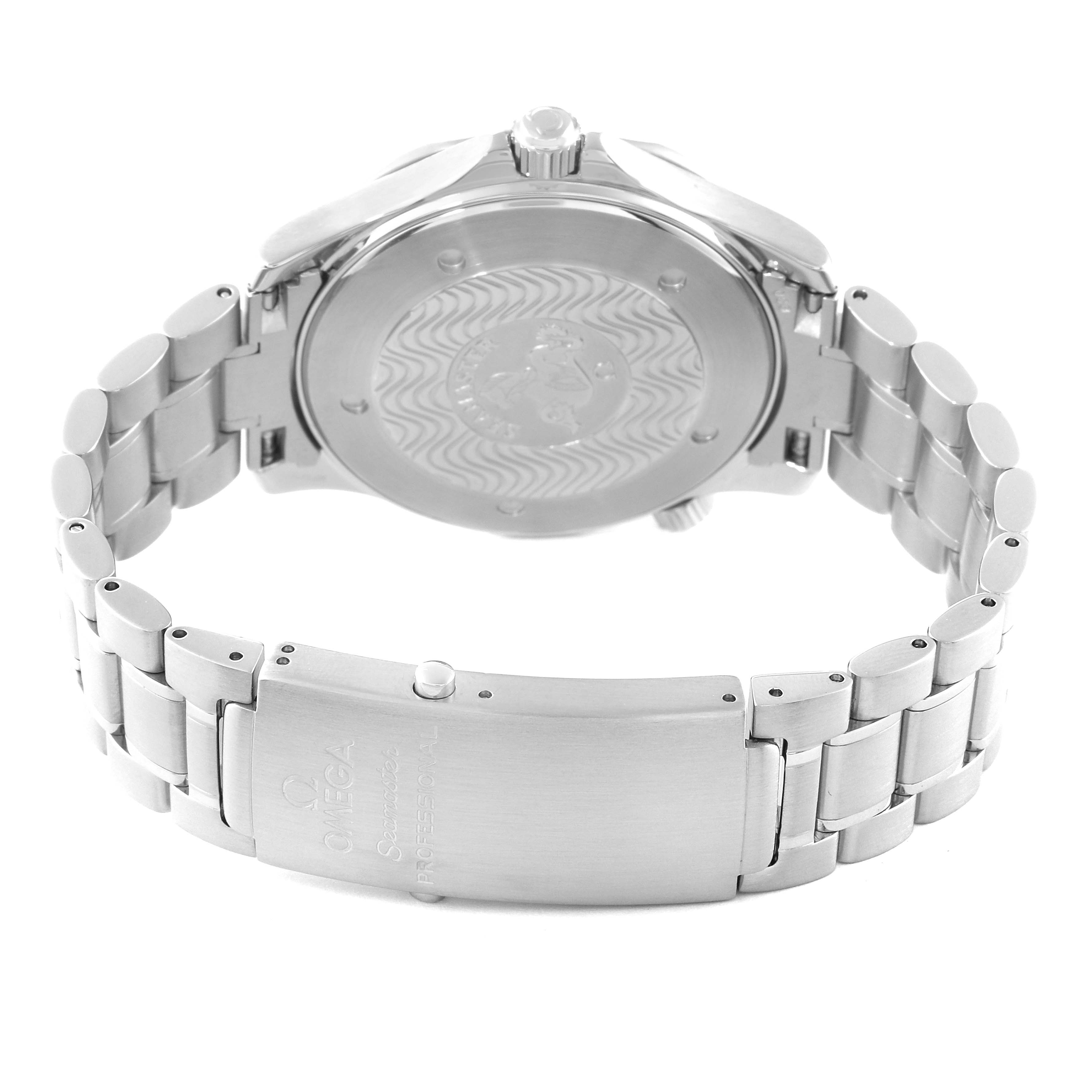 The image shows the back of the Omega Seamaster 63020 Men
s Stainless Steel Blue Dial 63020 Men
s Stainless Steel Blue Dial watch, highlighting its case back, bracelet, and clasp.