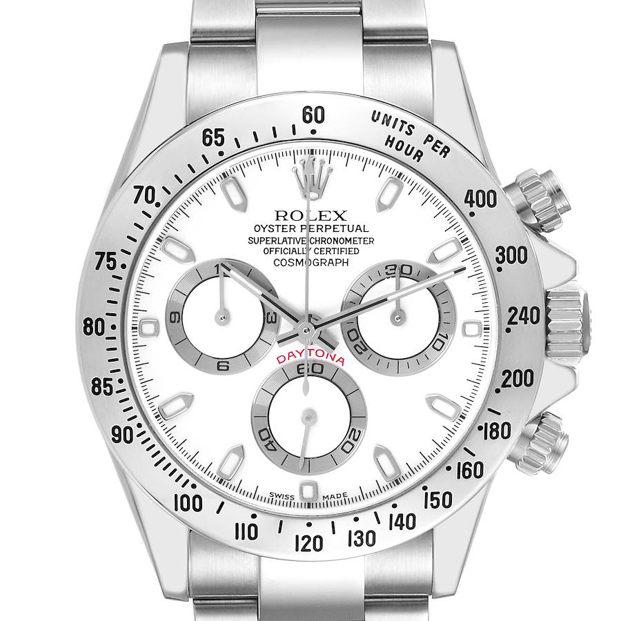 The image shows a Rolex Daytona model 116520 watch from a frontal angle, highlighting the dial, bezel, subdials, and crown.