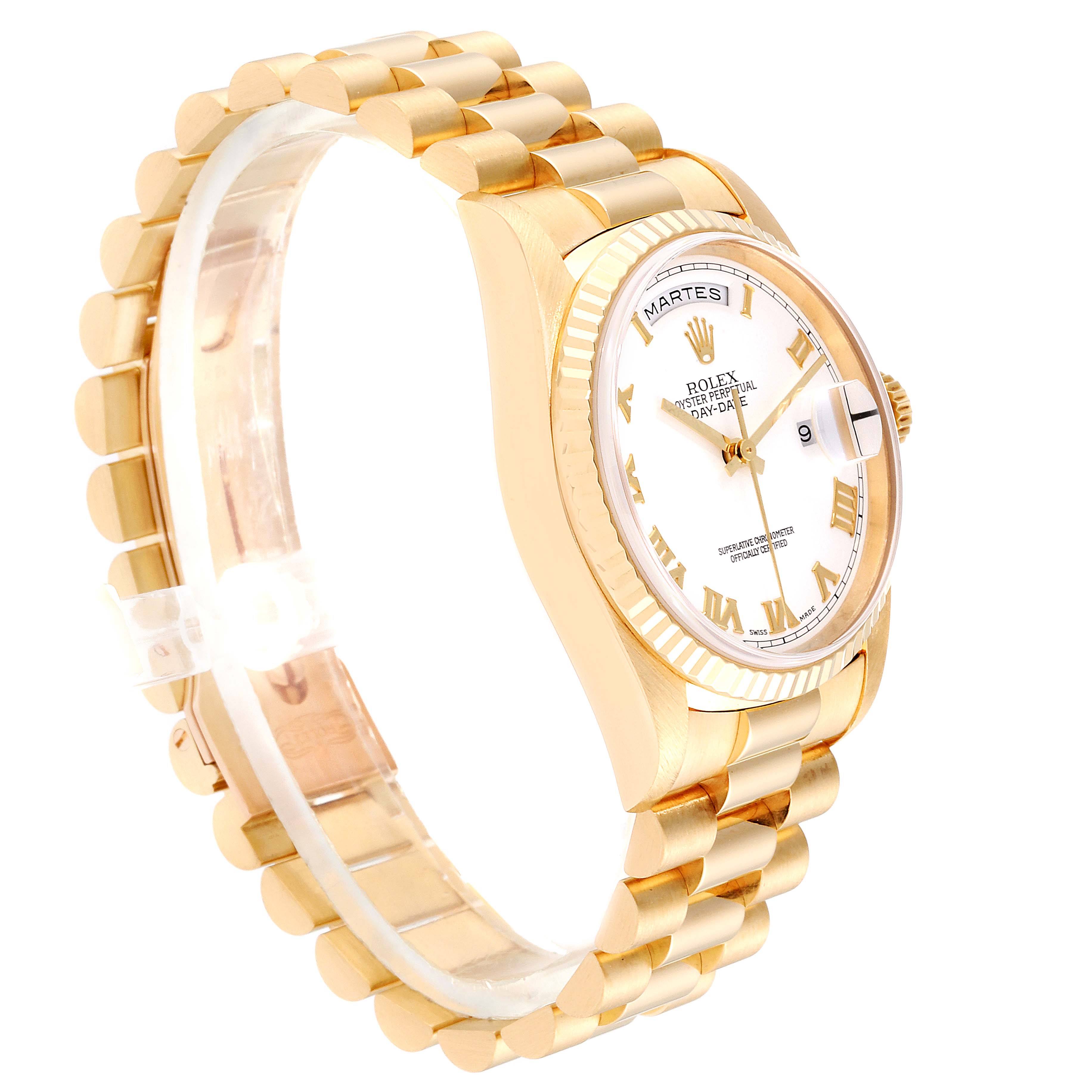 The image shows a side angle of the Rolex President 18238 Men
s Yellow Gold White Dial 18238 Men
s Yellow Gold White Dial model watch, highlighting its bracelet, case, and dial.