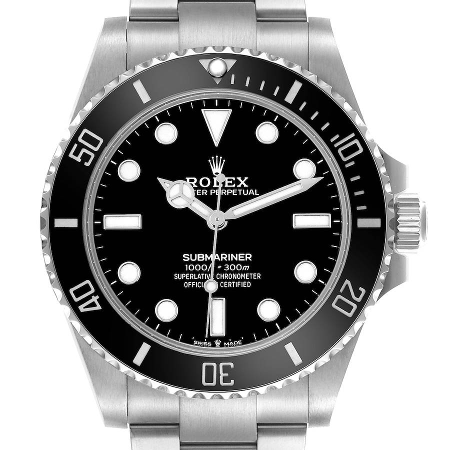 The image shows a front view of a Rolex Submariner model 124060 men's watch, featuring its black dial, luminescent markers, bezel, and crown.