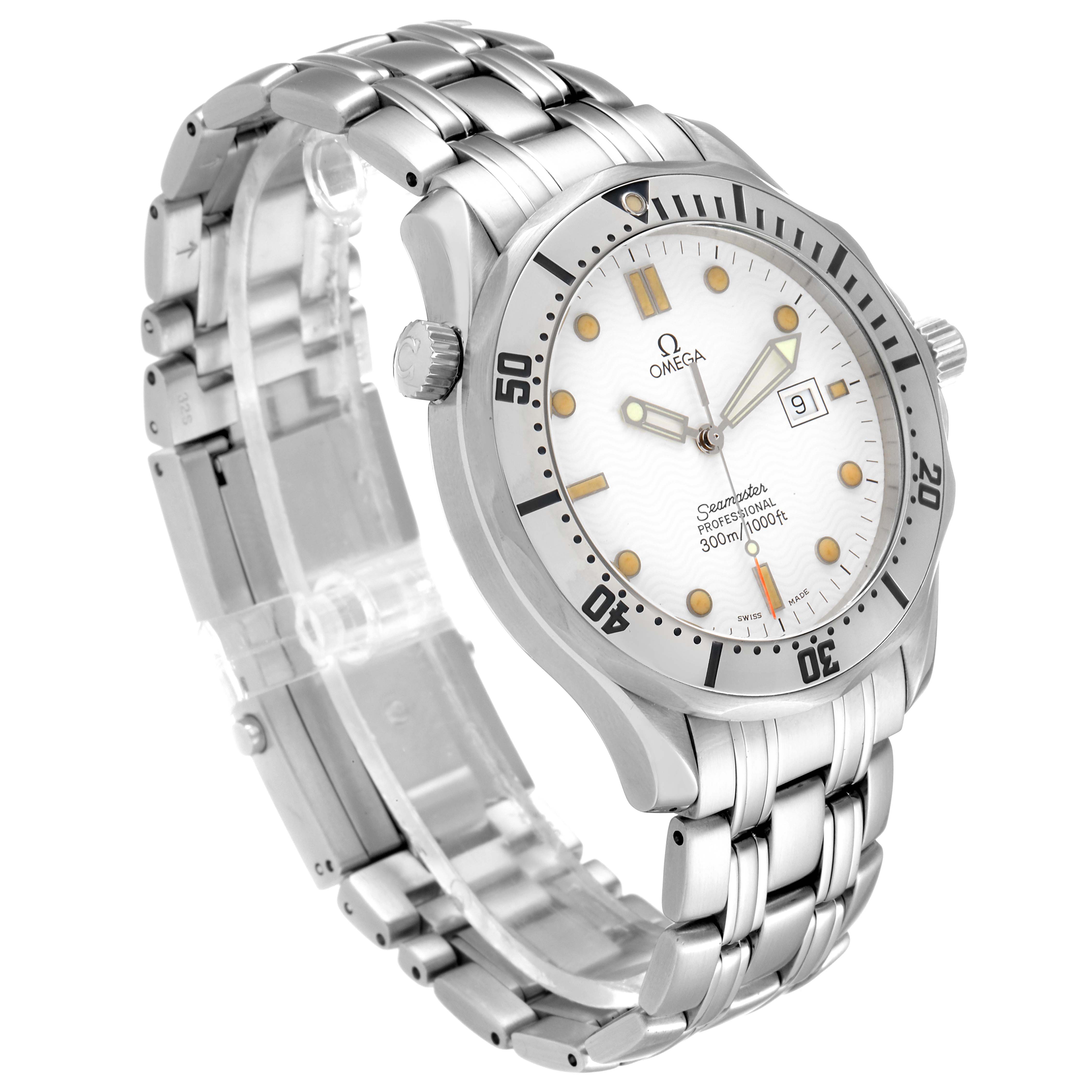 The Omega Seamaster 2542.20.00 Men
s Stainless Steel White Dial 2542.20.00 Men
s Stainless Steel White Dial watch is shown at a three-quarter angle, featuring its dial, bezel, crown, and metal bracelet.