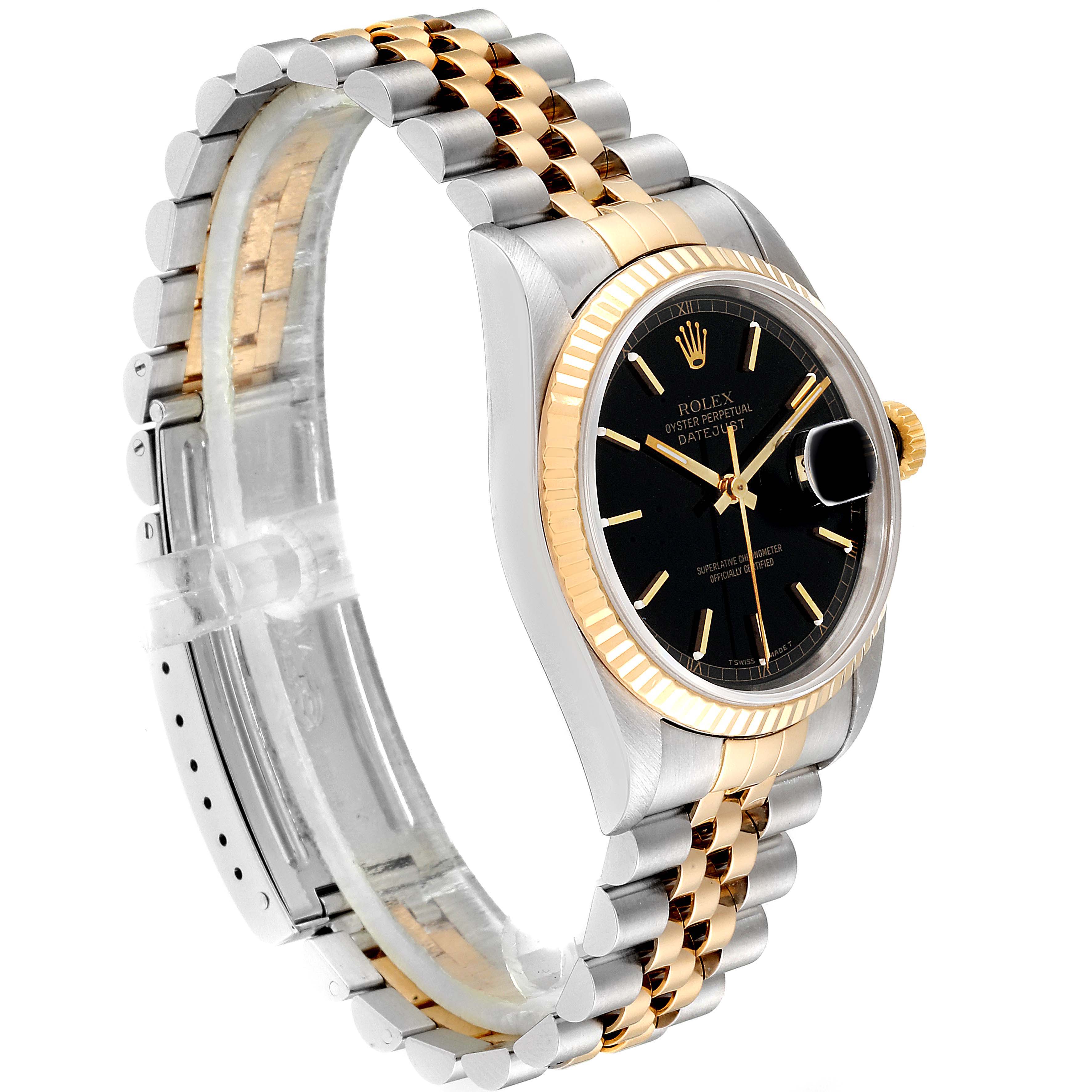 This image shows a side view of a Rolex Datejust 16233 Men
s Steel and Gold (two tone) Black Dial 16233 Men
s Steel and Gold (two tone) Black Dial watch, highlighting its two-tone bracelet and fluted bezel.