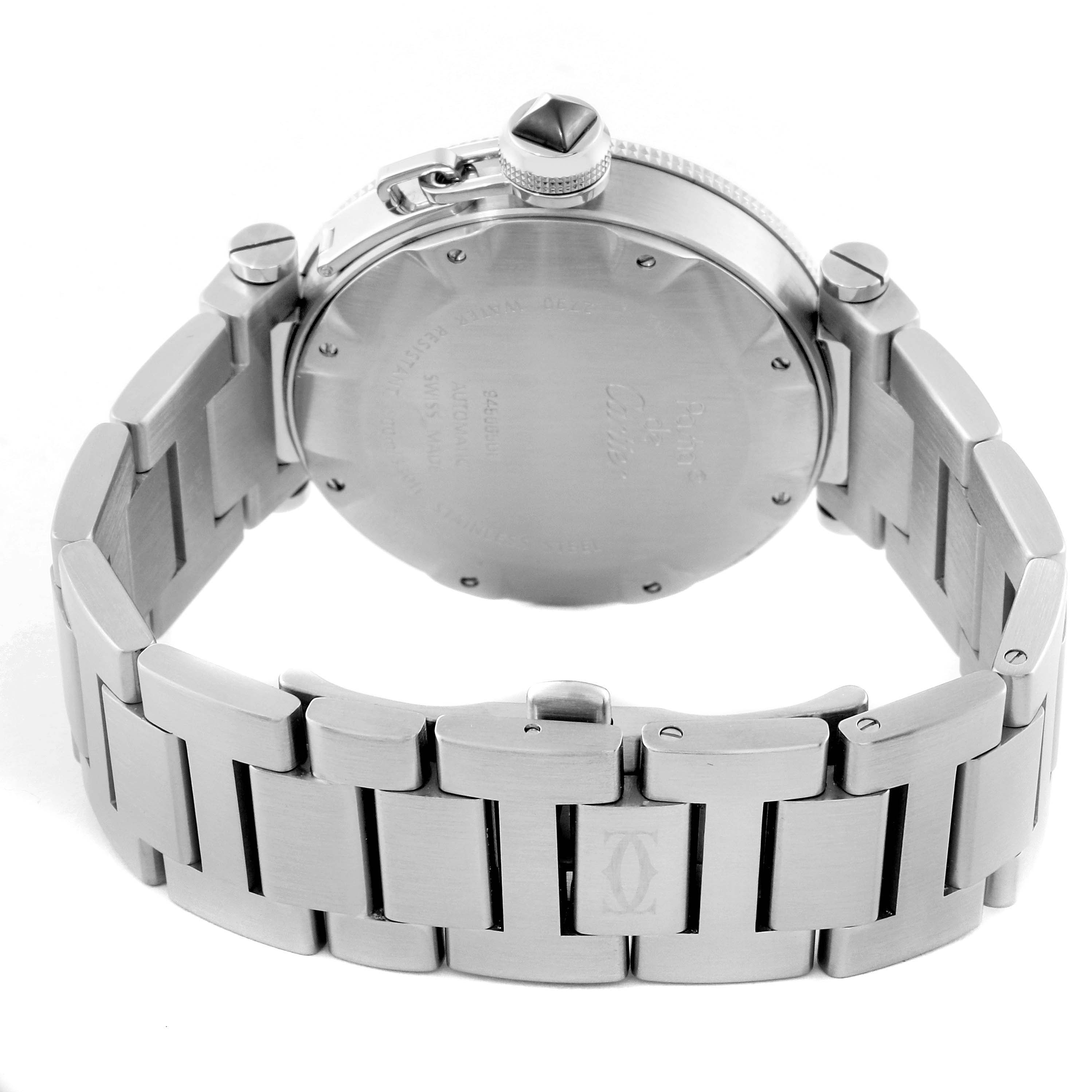 This image shows the back and bracelet of the Cartier Pasha 63058 Men
s Stainless Steel Black Dial 63058 Men
s Stainless Steel Black Dial watch, highlighting its casing and metal links.