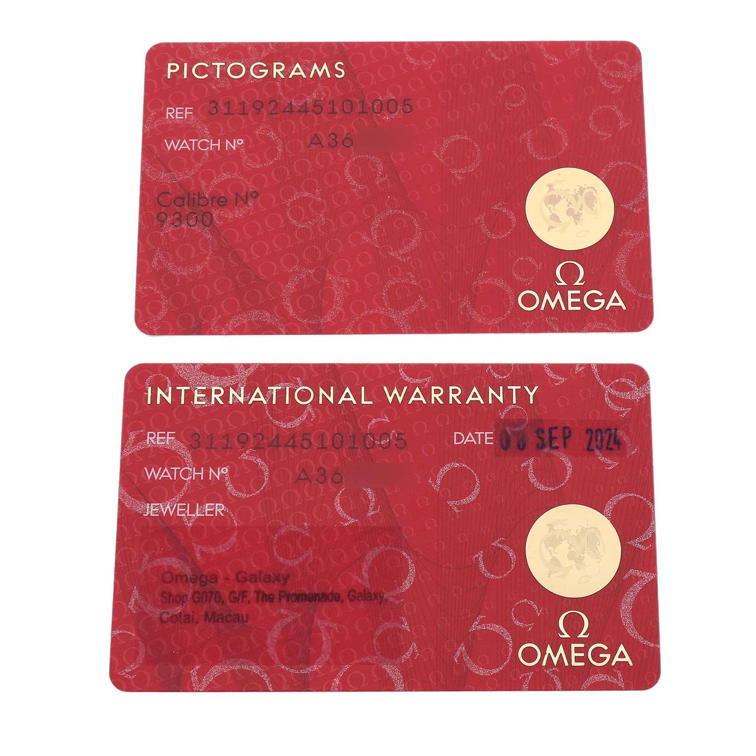 This image shows Omega Speedmaster 311.92.44.51.01.005 Men's Ceramic Black Dial model warranty and pictogram cards, displaying reference and watch numbers.