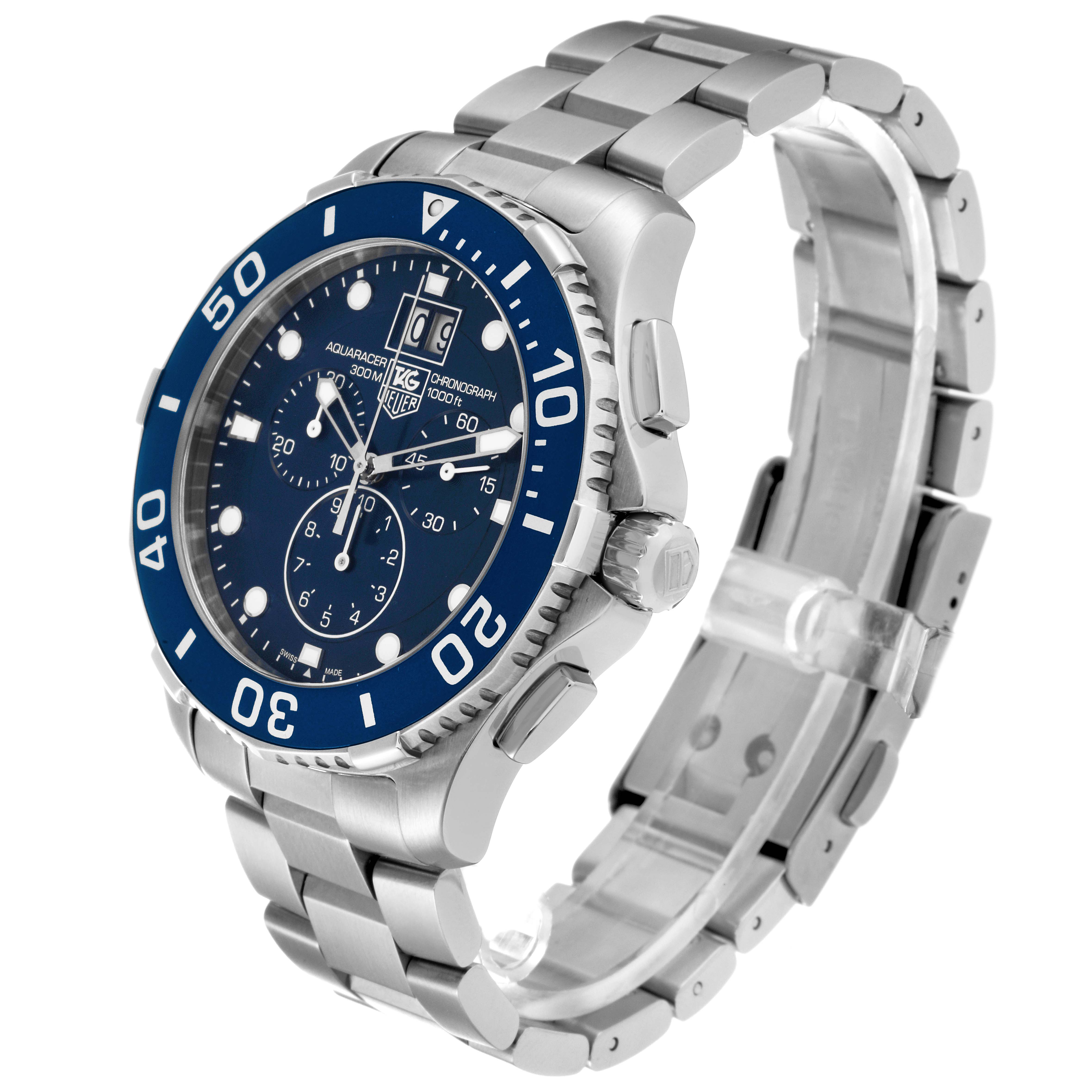 This Tag Heuer Aquaracer CAN1011.BA0821 Men's Stainless Steel Blue Dial CAN1011.BA0821 Men's Stainless Steel Blue Dial watch is shown at an angle highlighting its face, bezel, crown, and stainless steel bracelet.