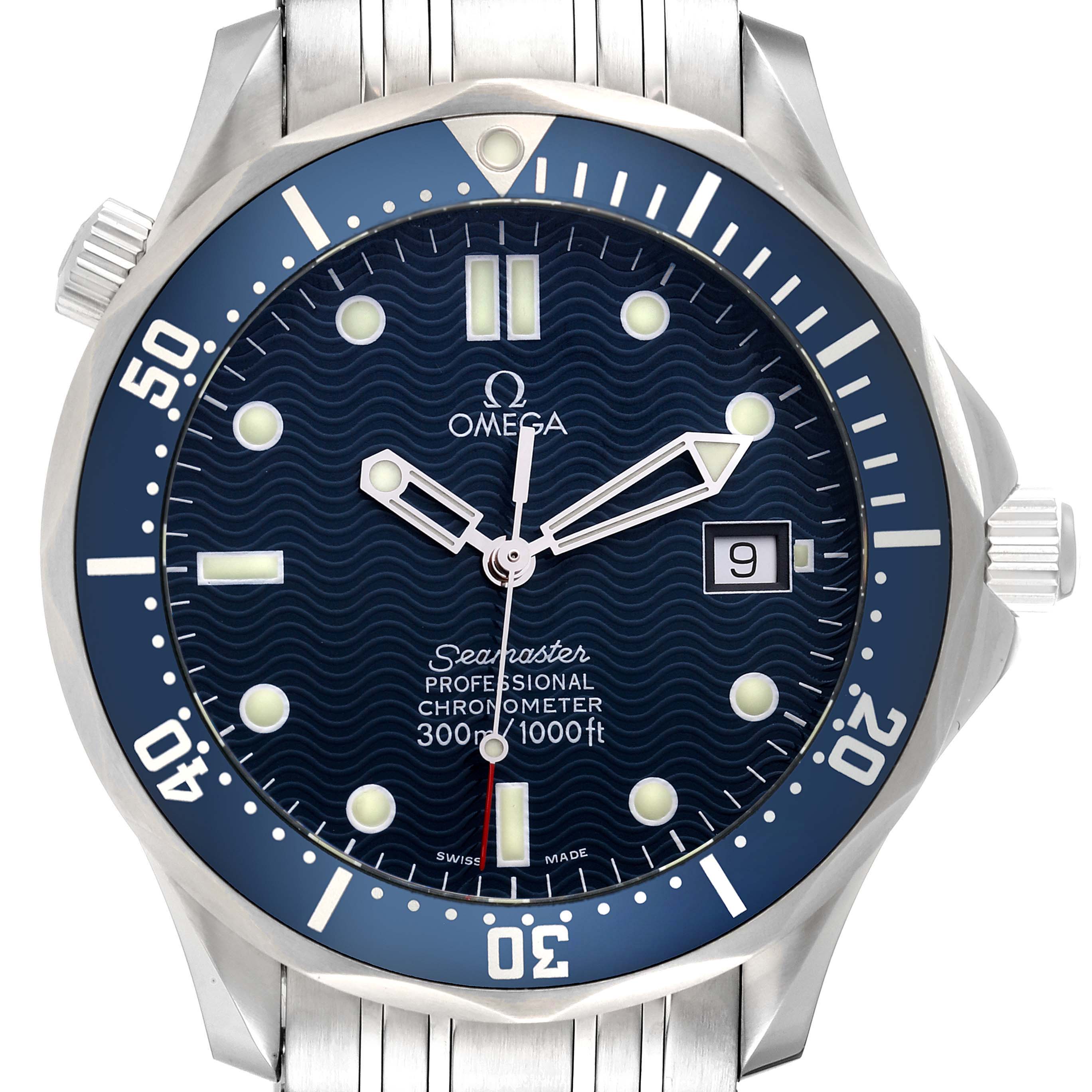 The image shows a front view of the Omega Seamaster 2531.80.00 Men's Stainless Steel Blue Dial 2531.80.00 Men's Stainless Steel Blue Dial watch, highlighting its dial, bezel, and stainless steel bracelet.