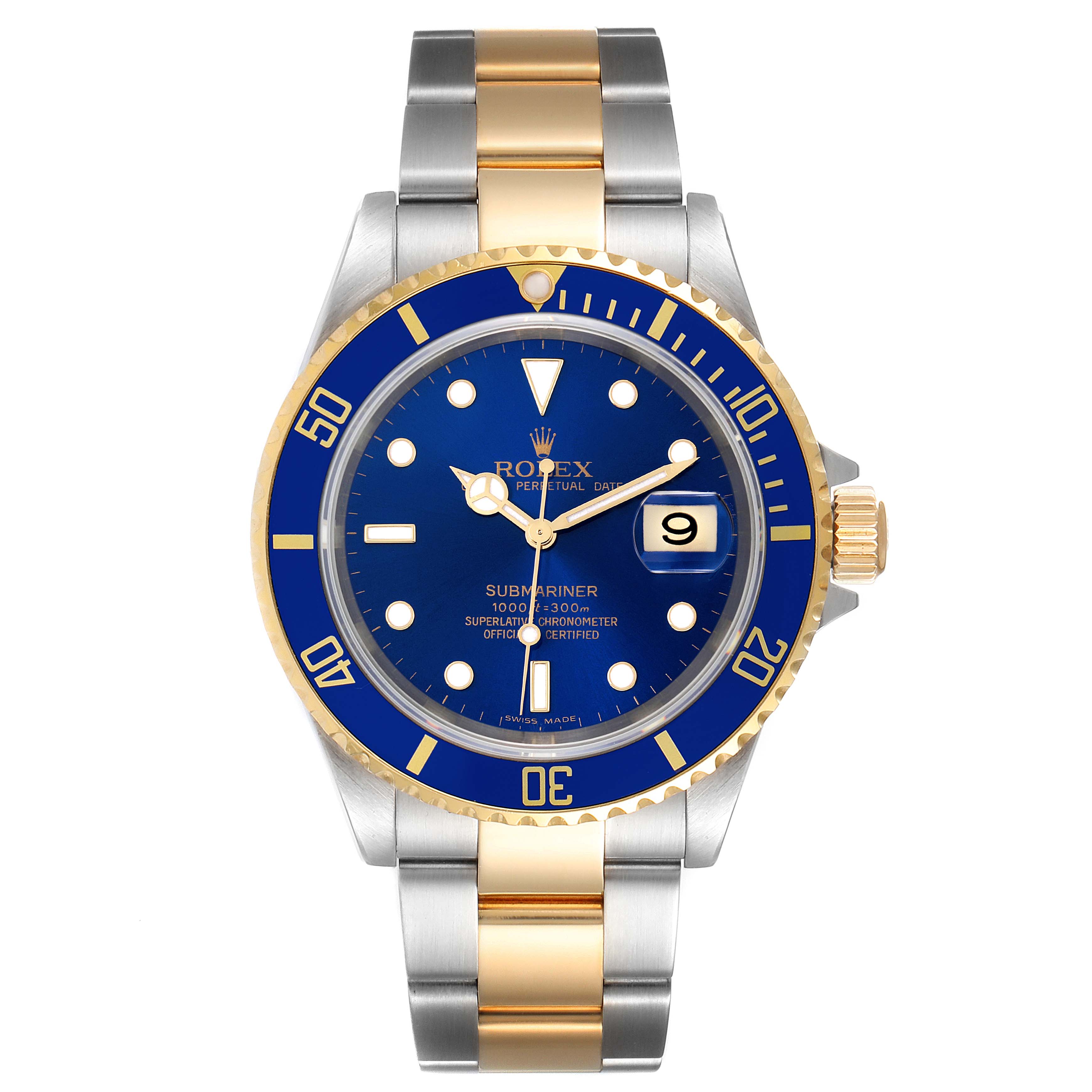 The image shows a front view of a Rolex Submariner 16613 Men
s Steel and Gold (two tone) Blue Dial 16613 Men
s Steel and Gold (two tone) Blue Dial watch, featuring a blue dial, gold and silver bracelet, and visible date display.
