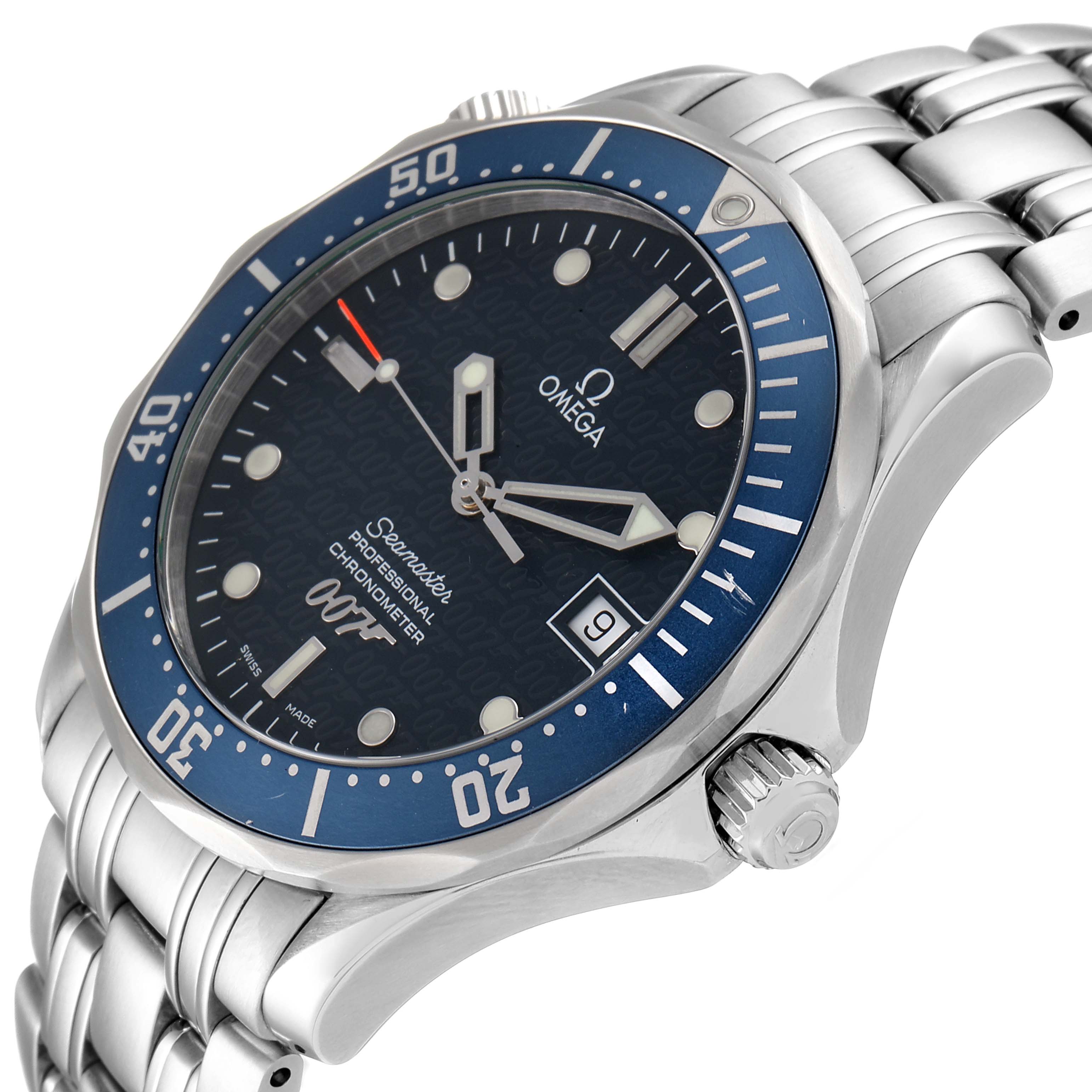 The image shows an angled view of the Omega Seamaster 2537.80.00 Men's Stainless Steel Blue Dial 2537.80.00 Men's Stainless Steel Blue Dial watch, focusing on its dial, bezel, crown, and bracelet.
