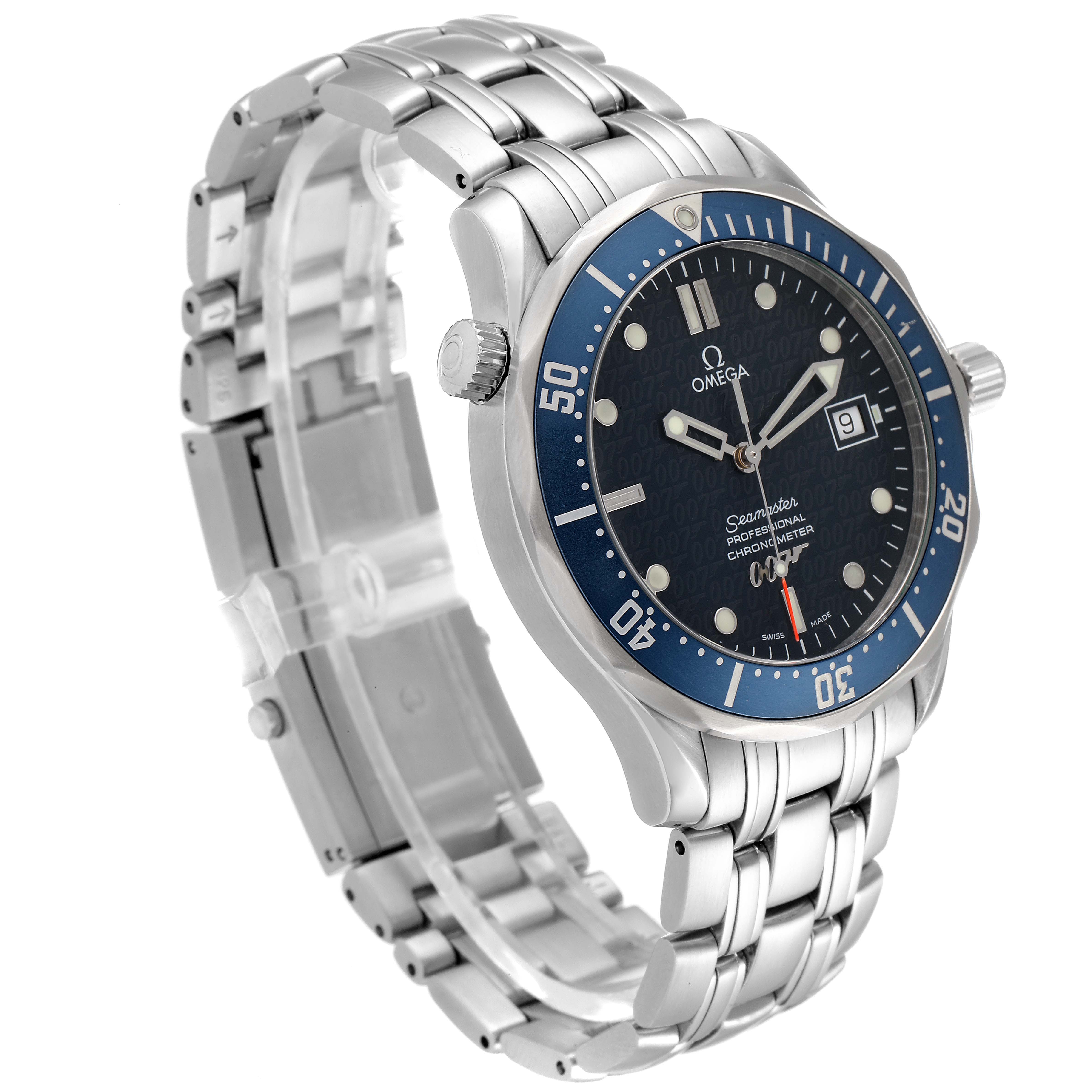 The image shows an Omega Seamaster 2537.80.00 Men's Stainless Steel Blue Dial 2537.80.00 Men's Stainless Steel Blue Dial watch at a slight angle, highlighting the bracelet, bezel, dial, and crown.