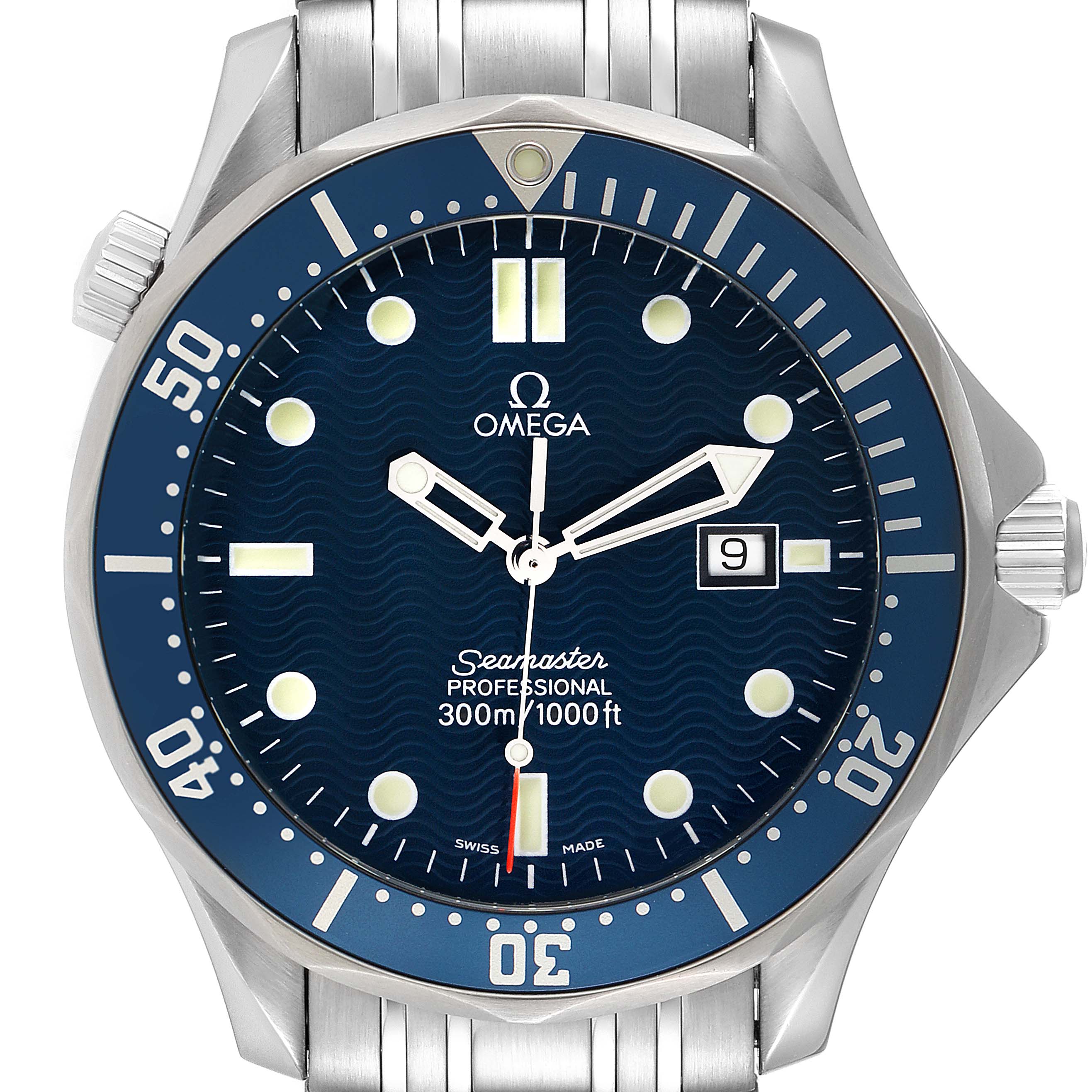 The image shows a front view of the Omega Seamaster 2541.80.00 Men's Stainless Steel Blue Dial 2541.80.00 Men's Stainless Steel Blue Dial watch, highlighting its dial, bezel, and part of the metal bracelet.
