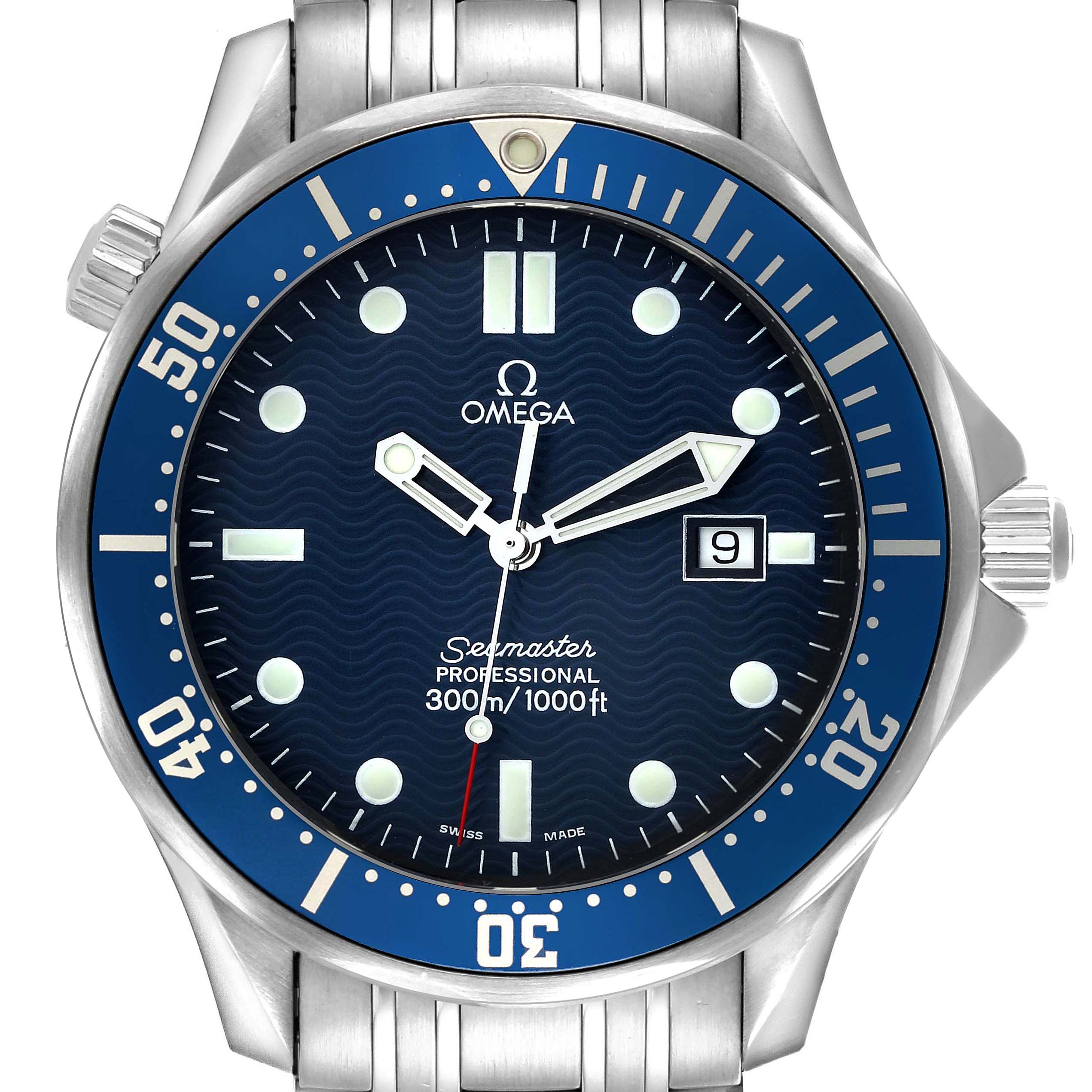 The image shows a frontal view of the Omega Seamaster 2541.80.00 Men's Stainless Steel Blue Dial watch, displaying its blue dial, date window, and rotating bezel.