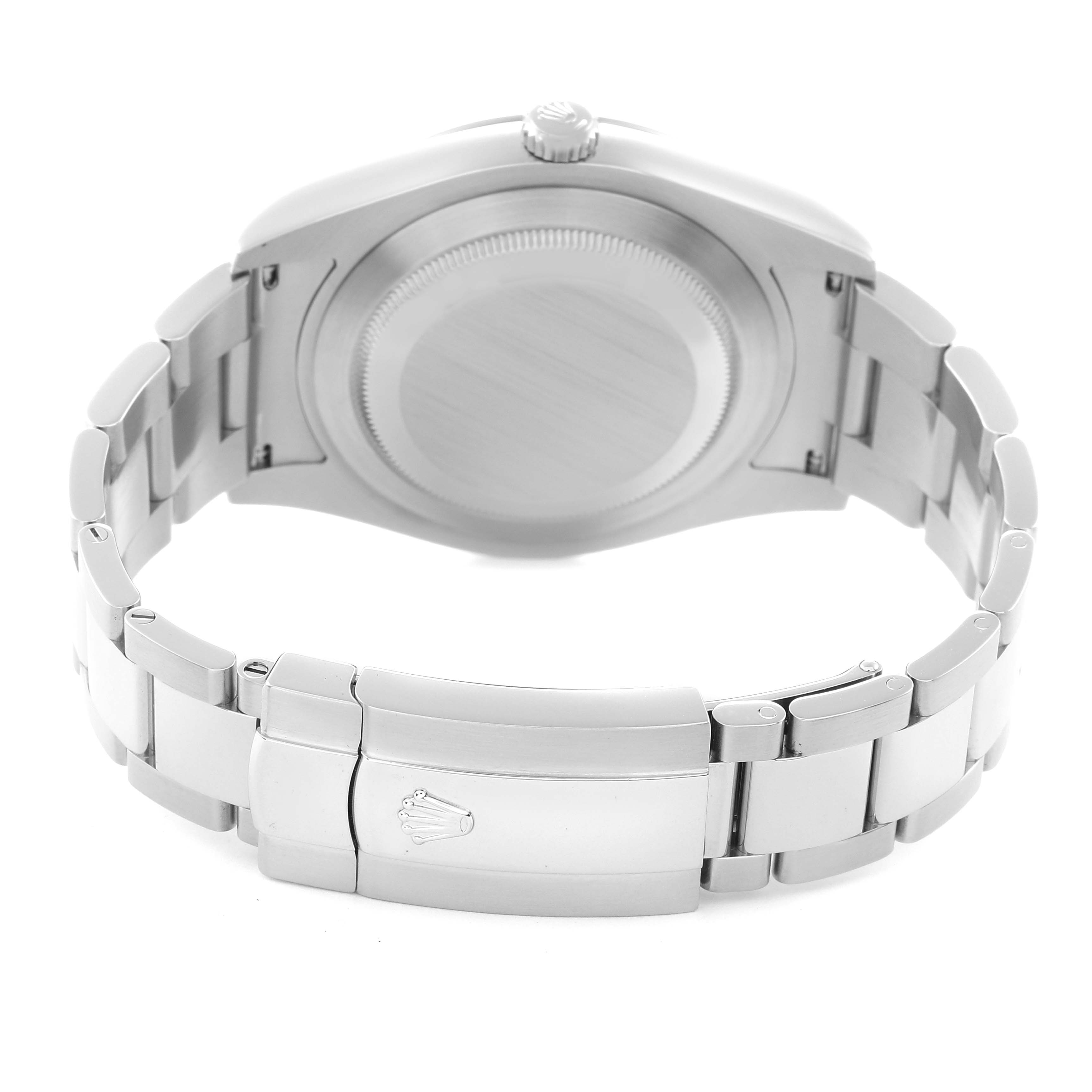 The image shows the back of a Rolex Datejust 41 116334 Men
s Stainless Steel Blue Dial 116334 Men
s Stainless Steel Blue Dial, highlighting the case back, bracelet, and clasp.