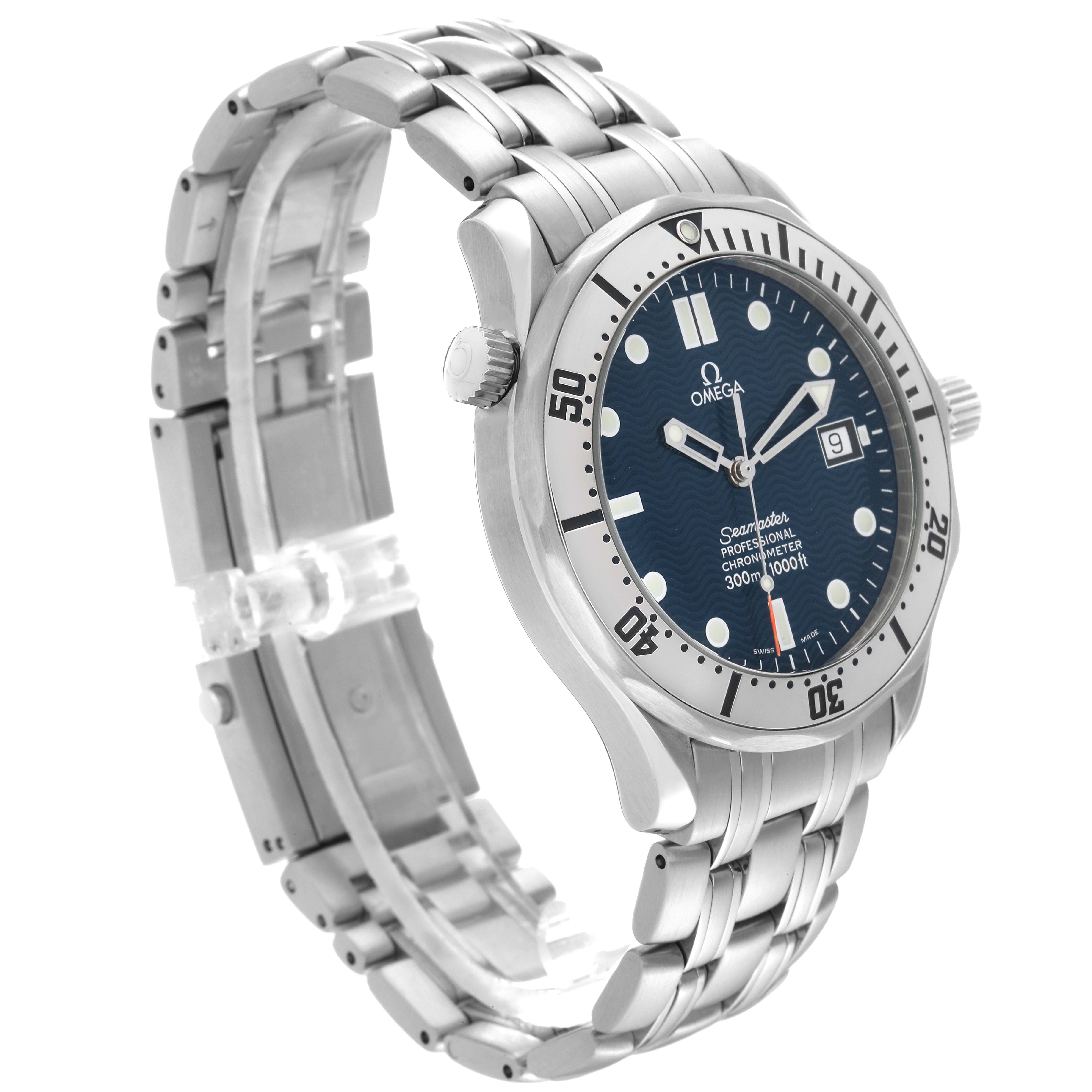 The angled view of the Omega Seamaster 2532.80.00 Men
s Stainless Steel Black Dial 2532.80.00 Men
s Stainless Steel Black Dial watch shows its face, bezel, and metal bracelet.