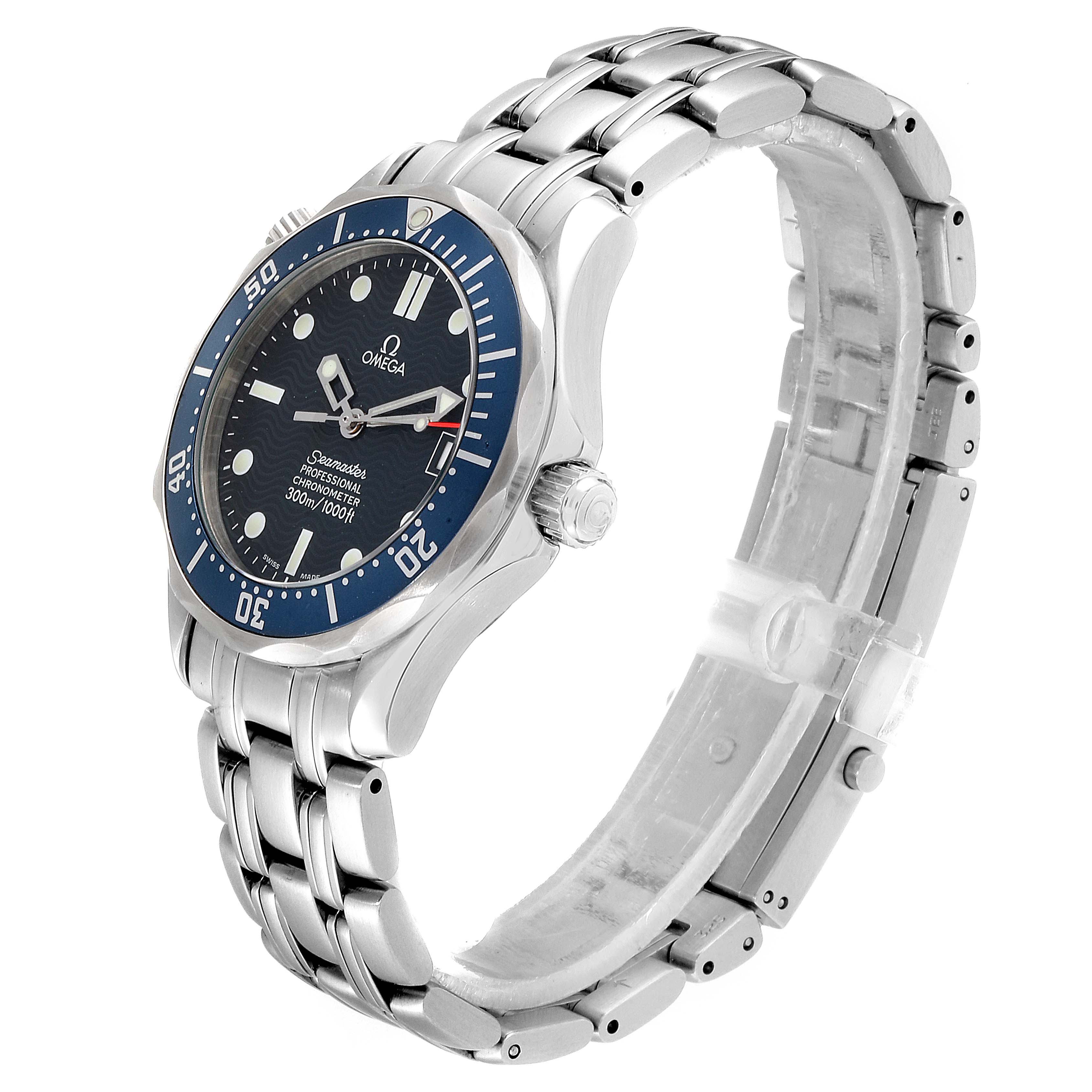 The image shows a side angle of the Omega Seamaster 2551.80.00 Men
s Stainless Steel Blue Dial 2551.80.00 Men
s Stainless Steel Blue Dial watch, highlighting the face, bezel, crown, and metal bracelet.