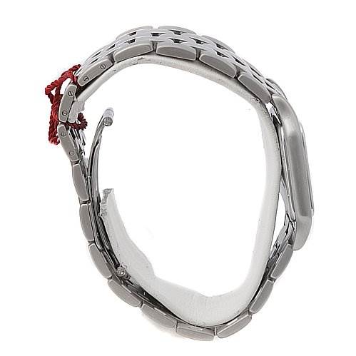 The image shows a side view of the Cartier Panthère model watch, focusing on the clasp and bracelet.