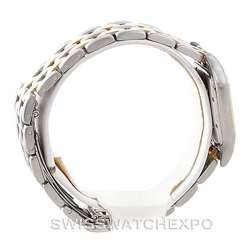 This image shows the side view of the bracelet and casing of a Cartier Panthère watch.