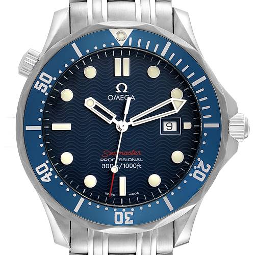 The image shows a frontal view of the Omega Seamaster watch, highlighting the dial, bezel, hands, and date window.