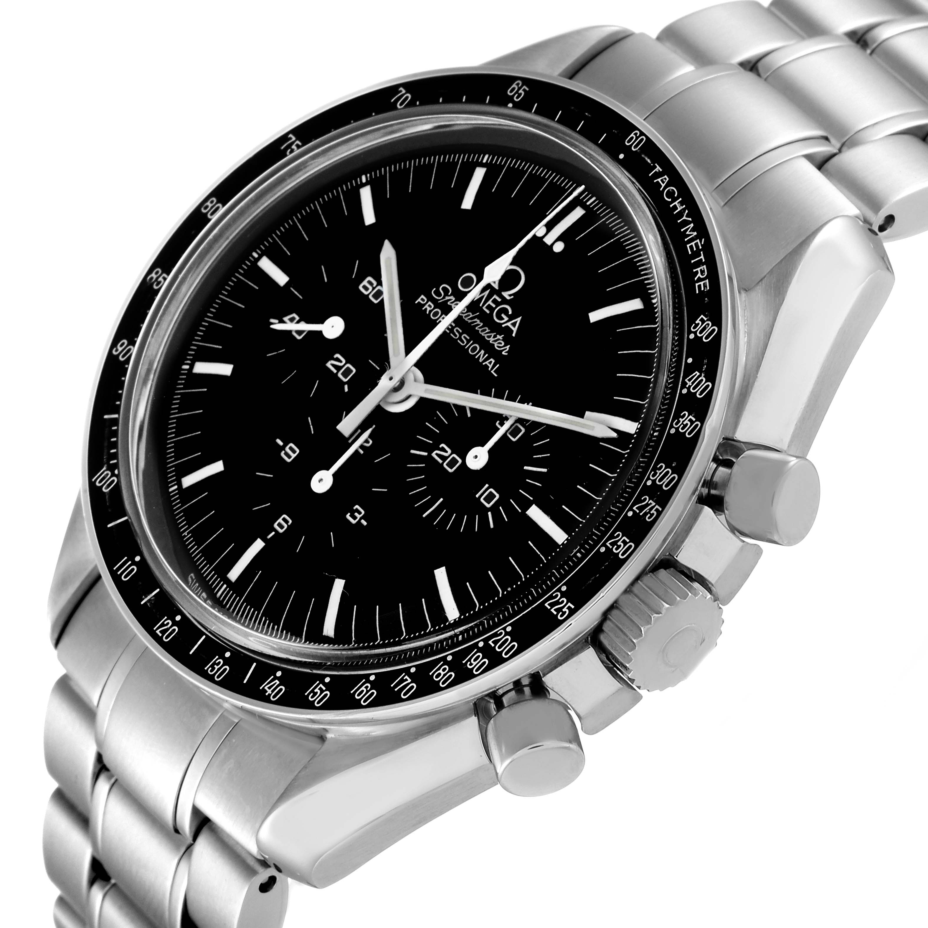 This image shows a close-up, side angle of the Omega Speedmaster 3572.50.00 Men
s Stainless Steel Black Dial 3572.50.00 Men
s Stainless Steel Black Dial watch, highlighting its dial, bezel, and bracelet.