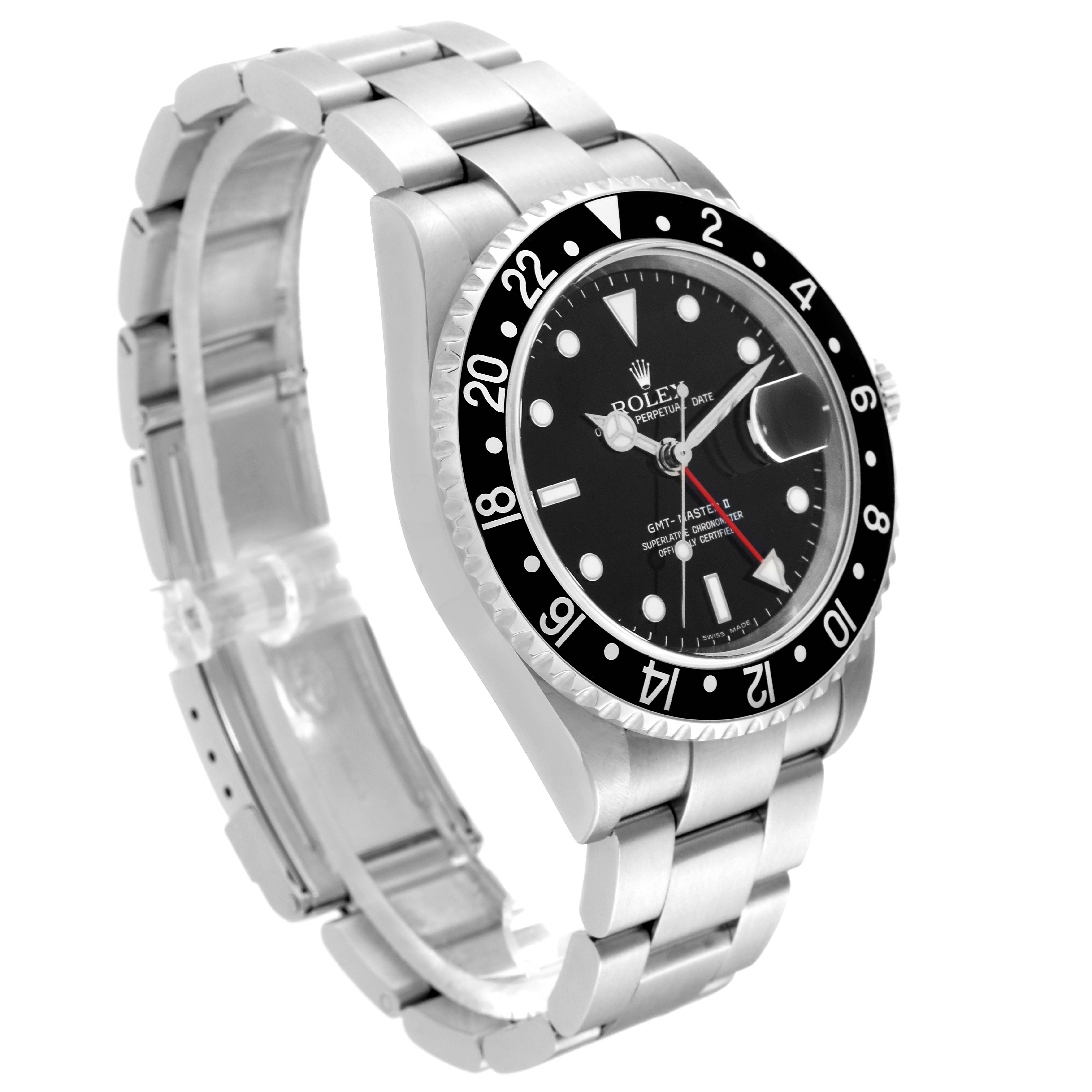 This image shows a side angle of the Rolex GMT-Master 16710 Men
s Stainless Steel Black Dial 16710 Men
s Stainless Steel Black Dial watch highlighting the face, bezel, and bracelet.