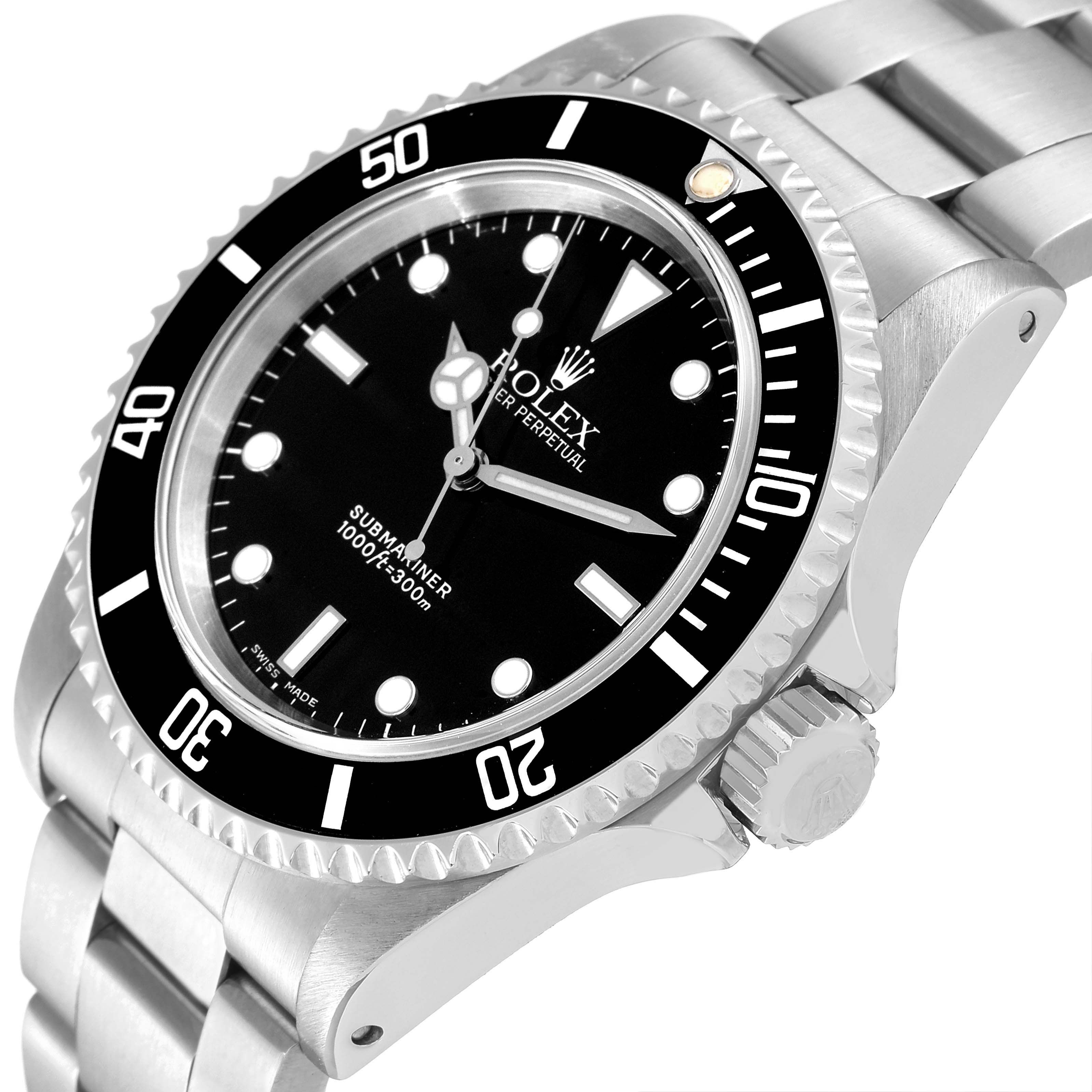 This image shows a side and front angle of the Rolex Submariner 14060 Men
s Stainless Steel Black Dial 14060 Men
s Stainless Steel Black Dial watch, highlighting the bezel, dial, and bracelet.